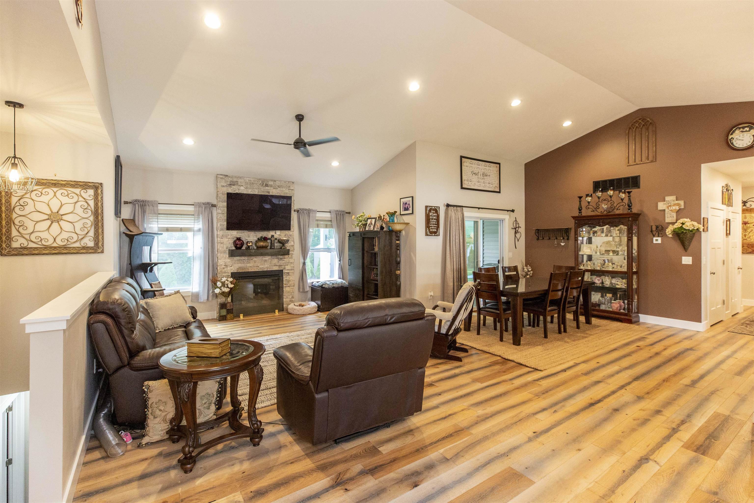 53700 Terre Verde Hills