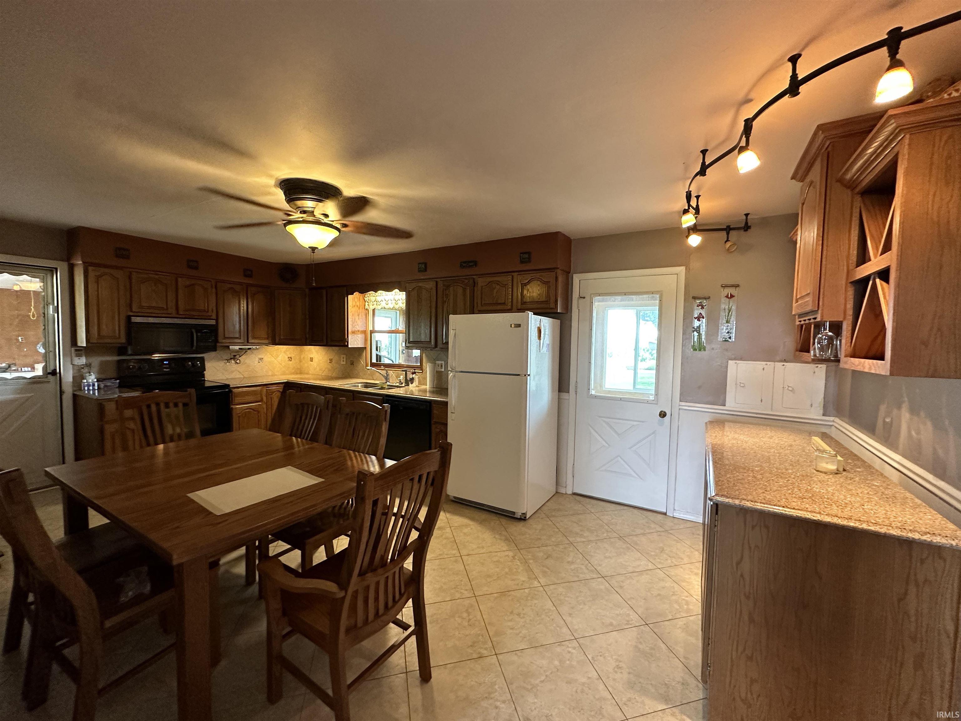 4607 Yoder
