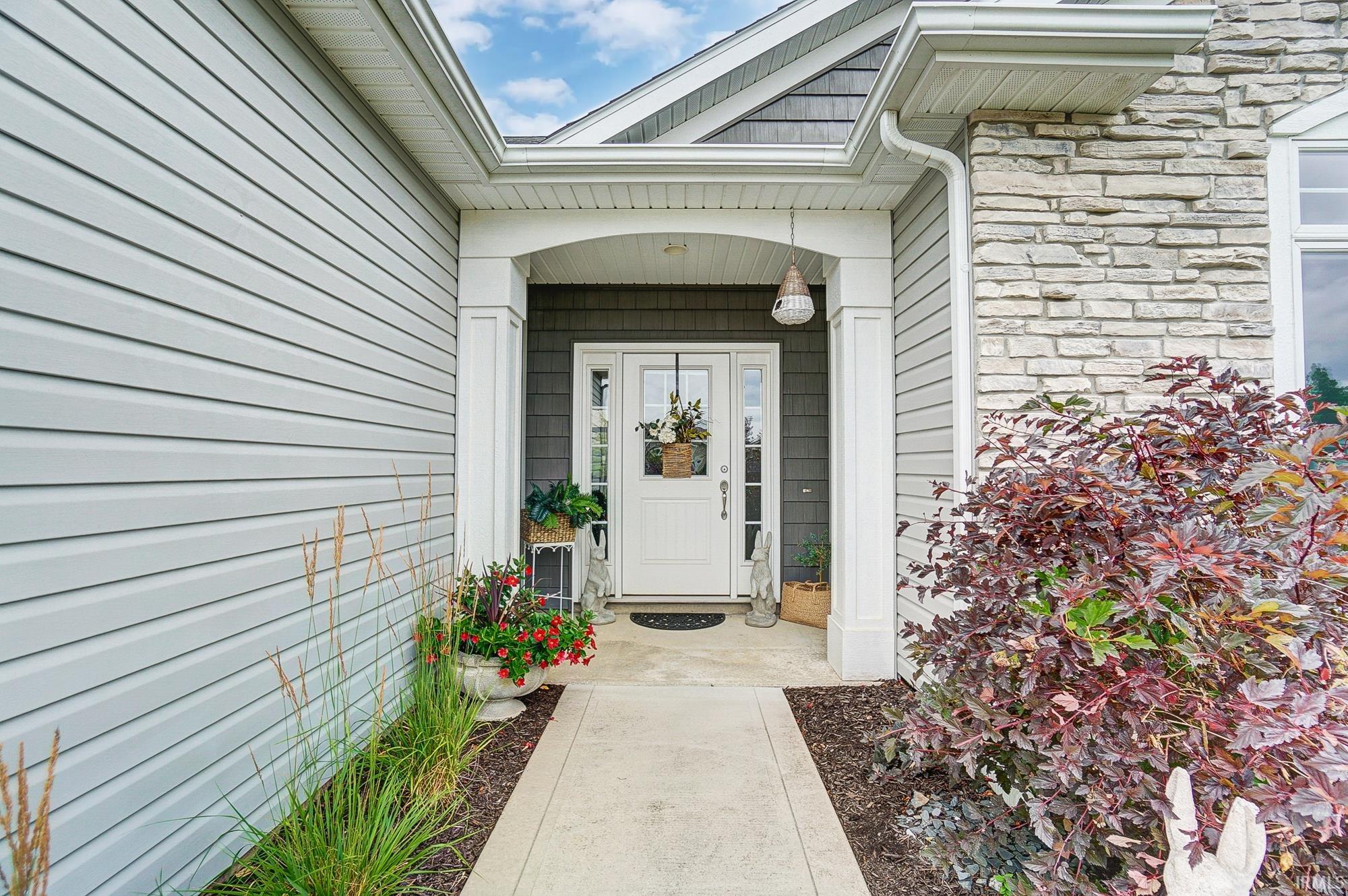 11150 Parkers Bay
