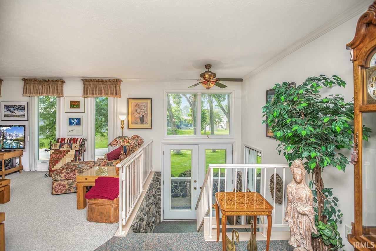 54166 Eastview