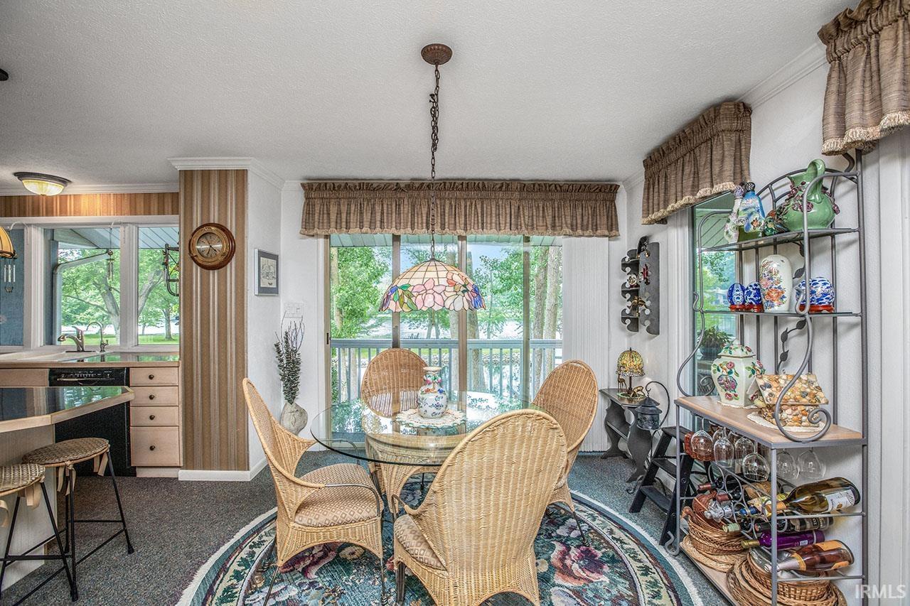 54166 Eastview
