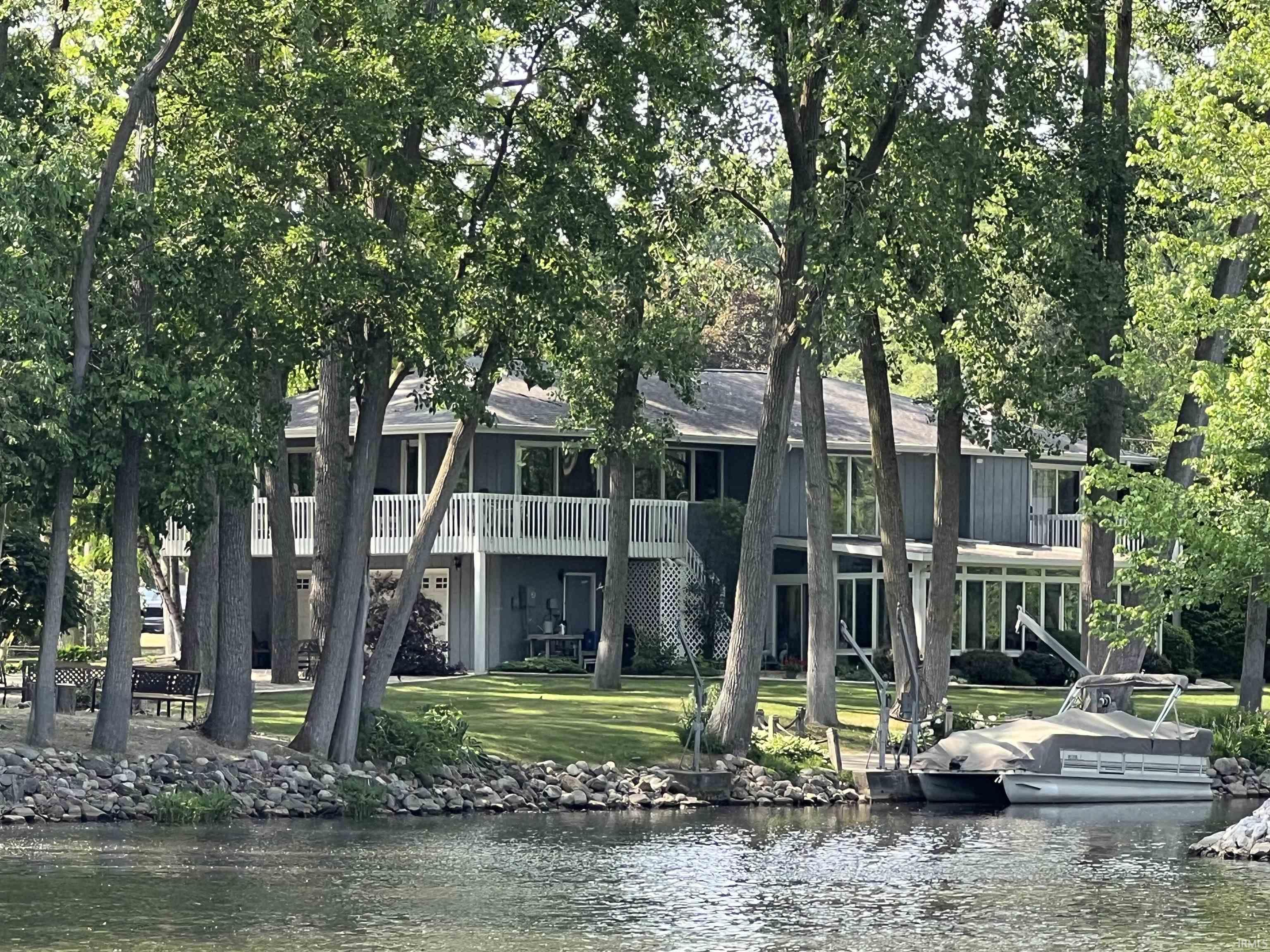 54166 Eastview