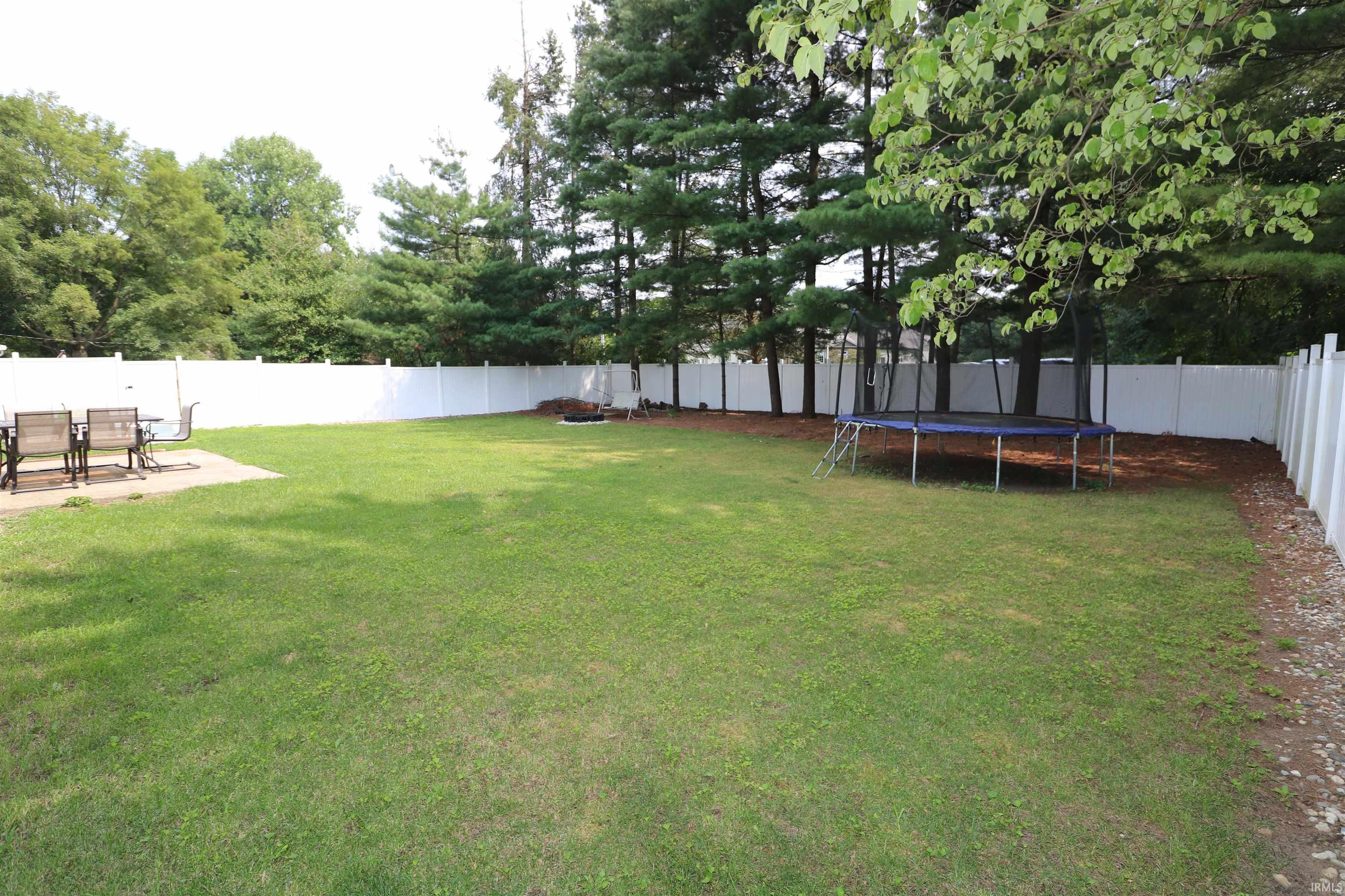 15435 Old Bedford