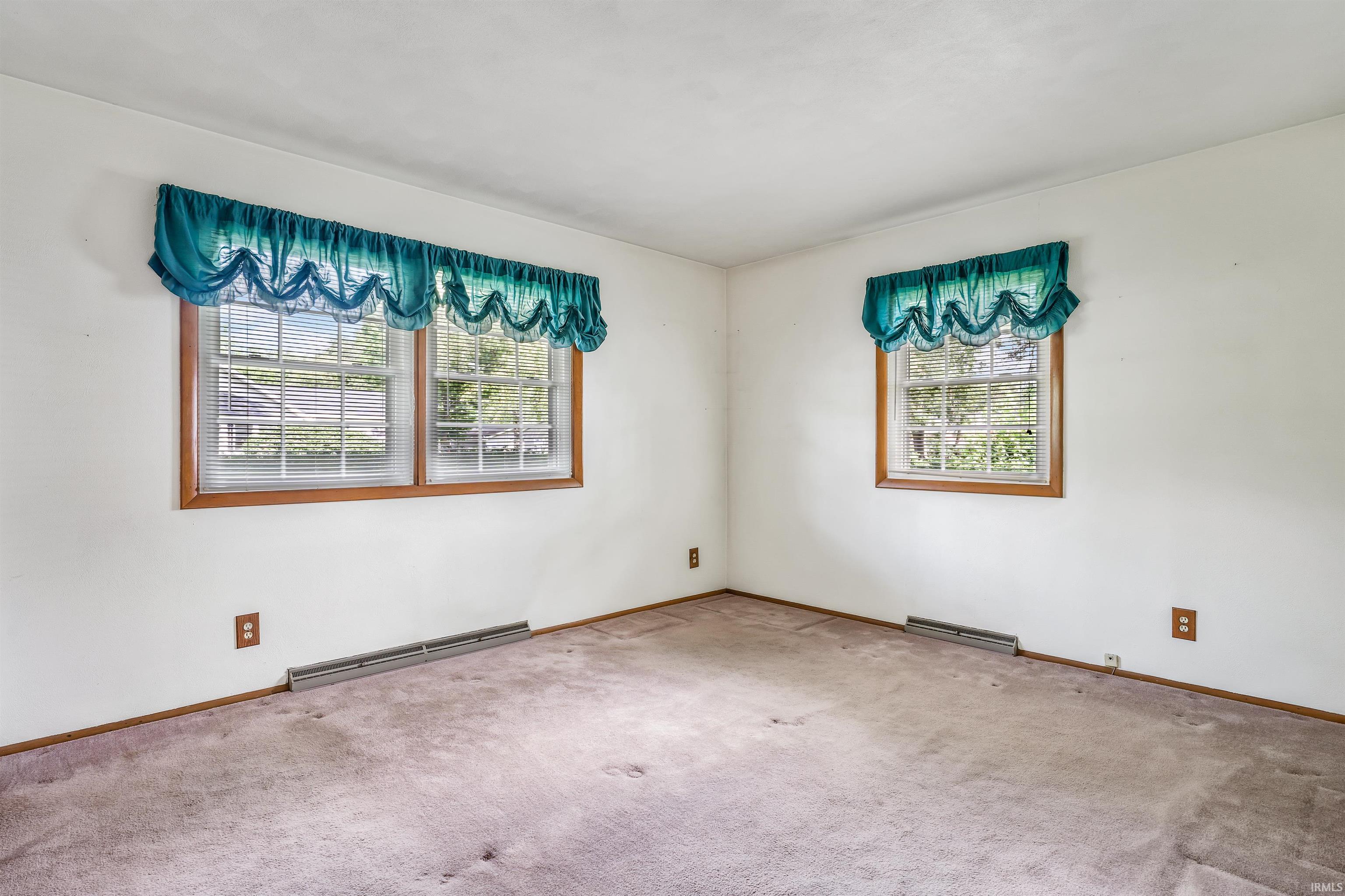 1404 Dotson