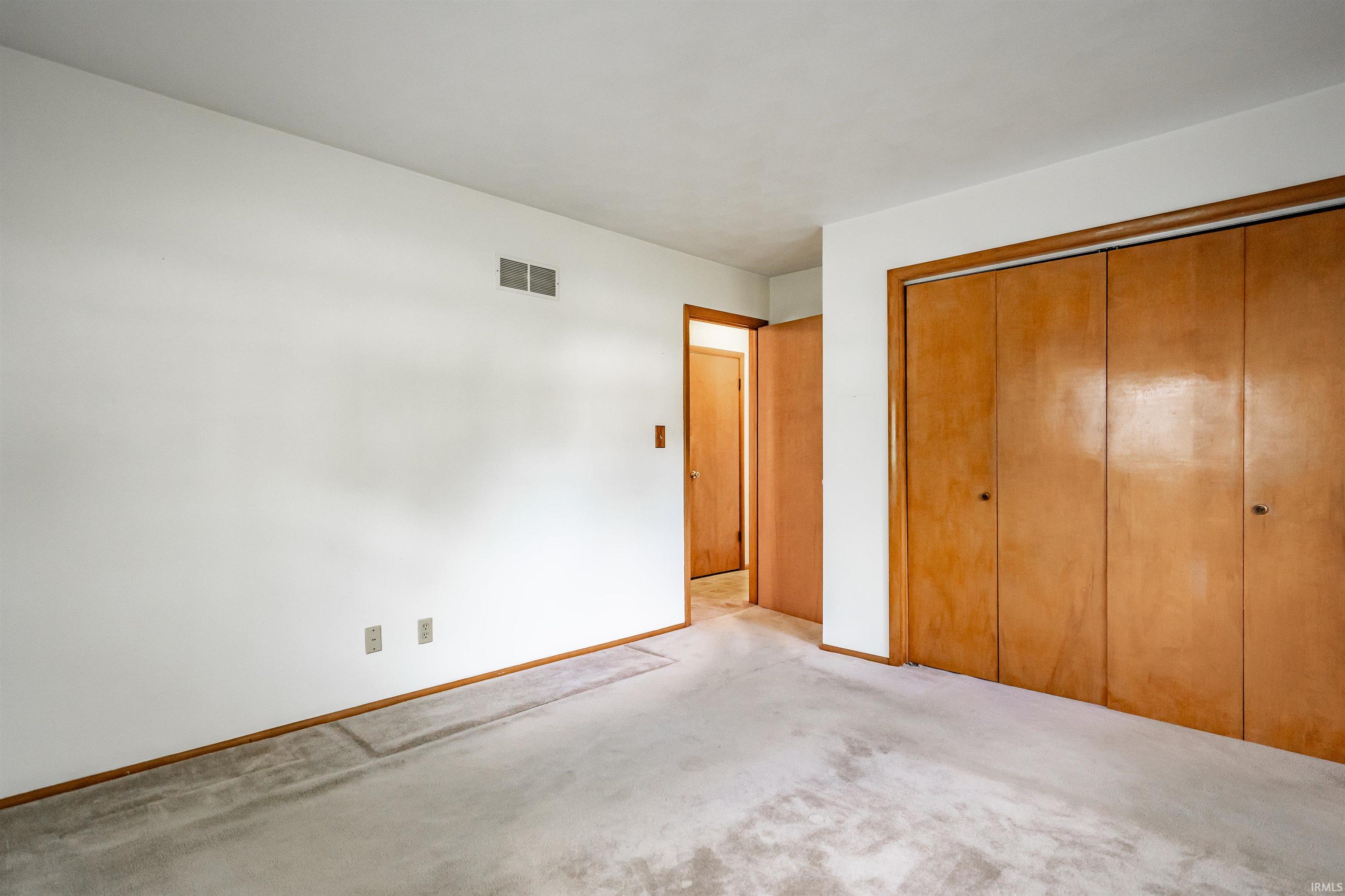 1404 Dotson