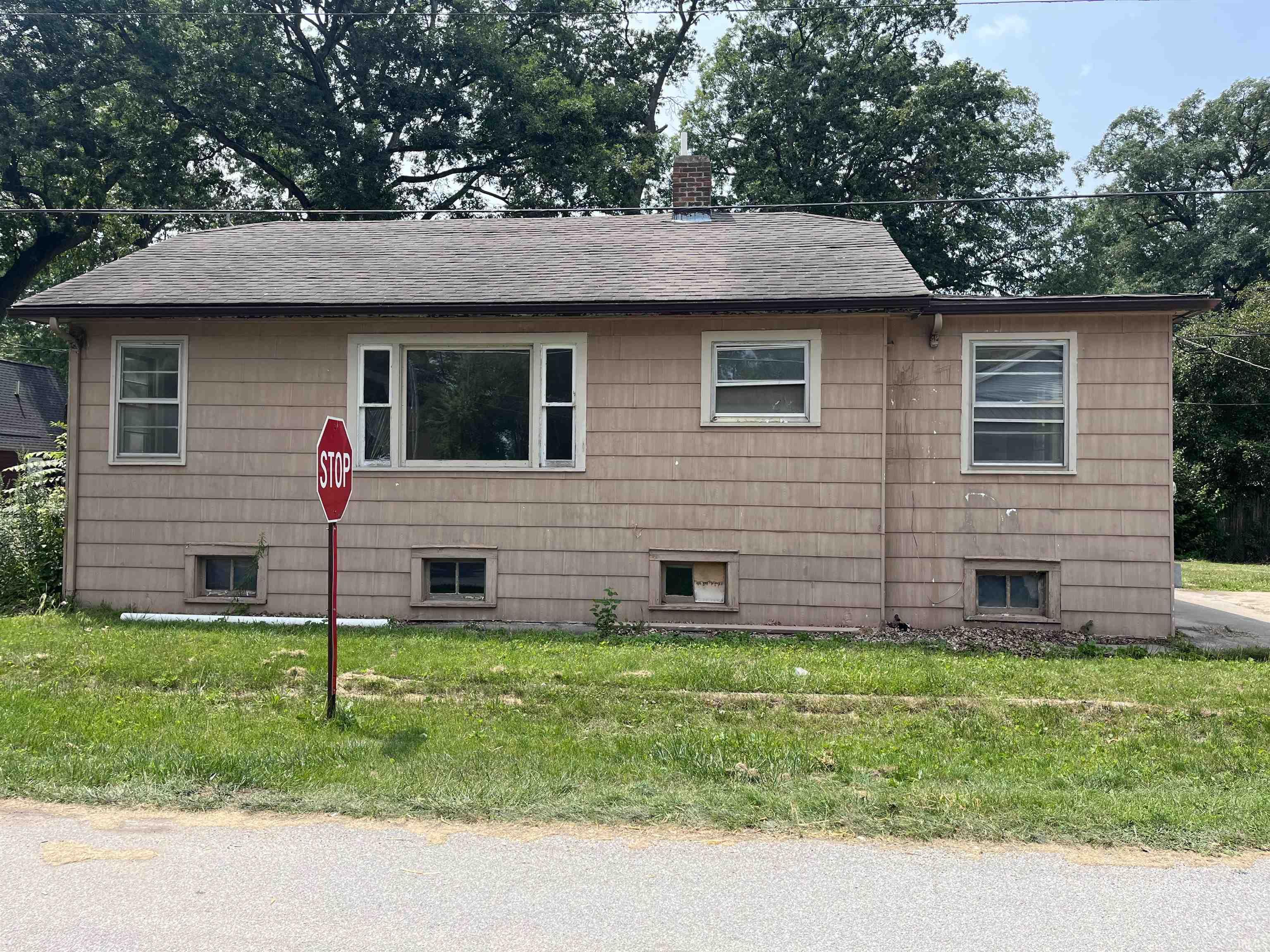 11026 Iroquois