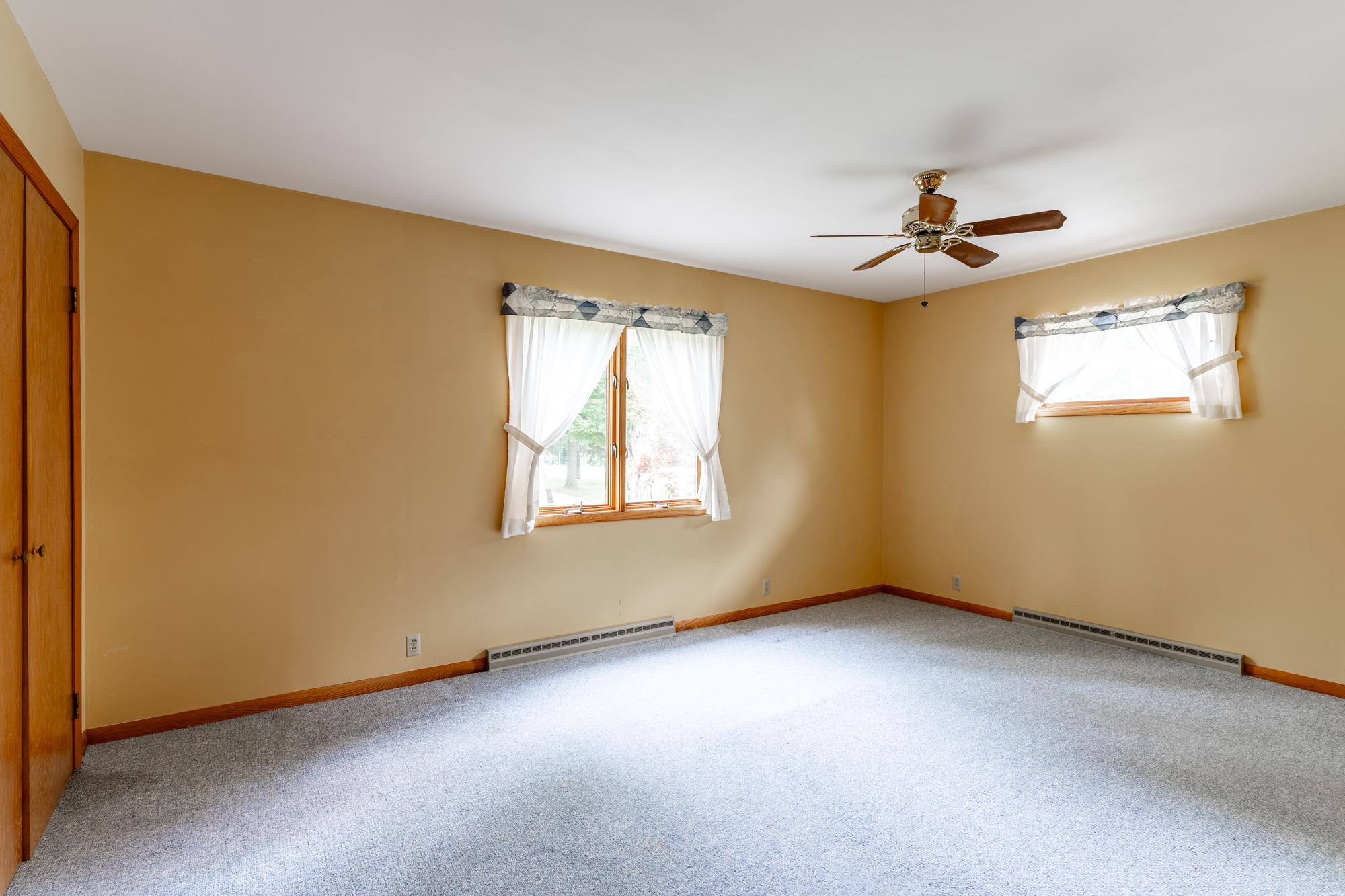 6805 Edgebrook