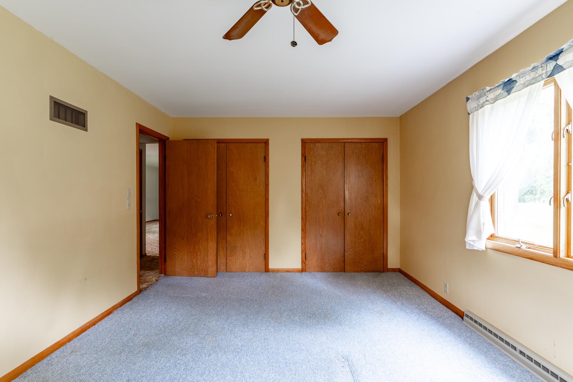 6805 Edgebrook