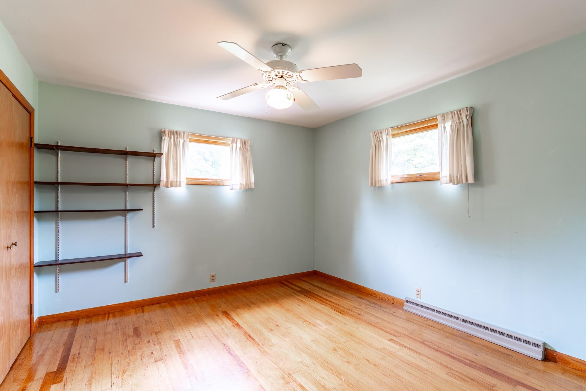 6805 Edgebrook