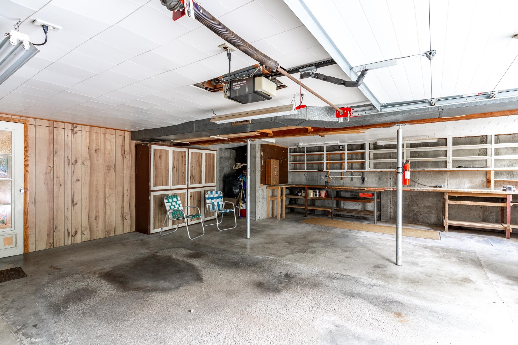 6805 Edgebrook