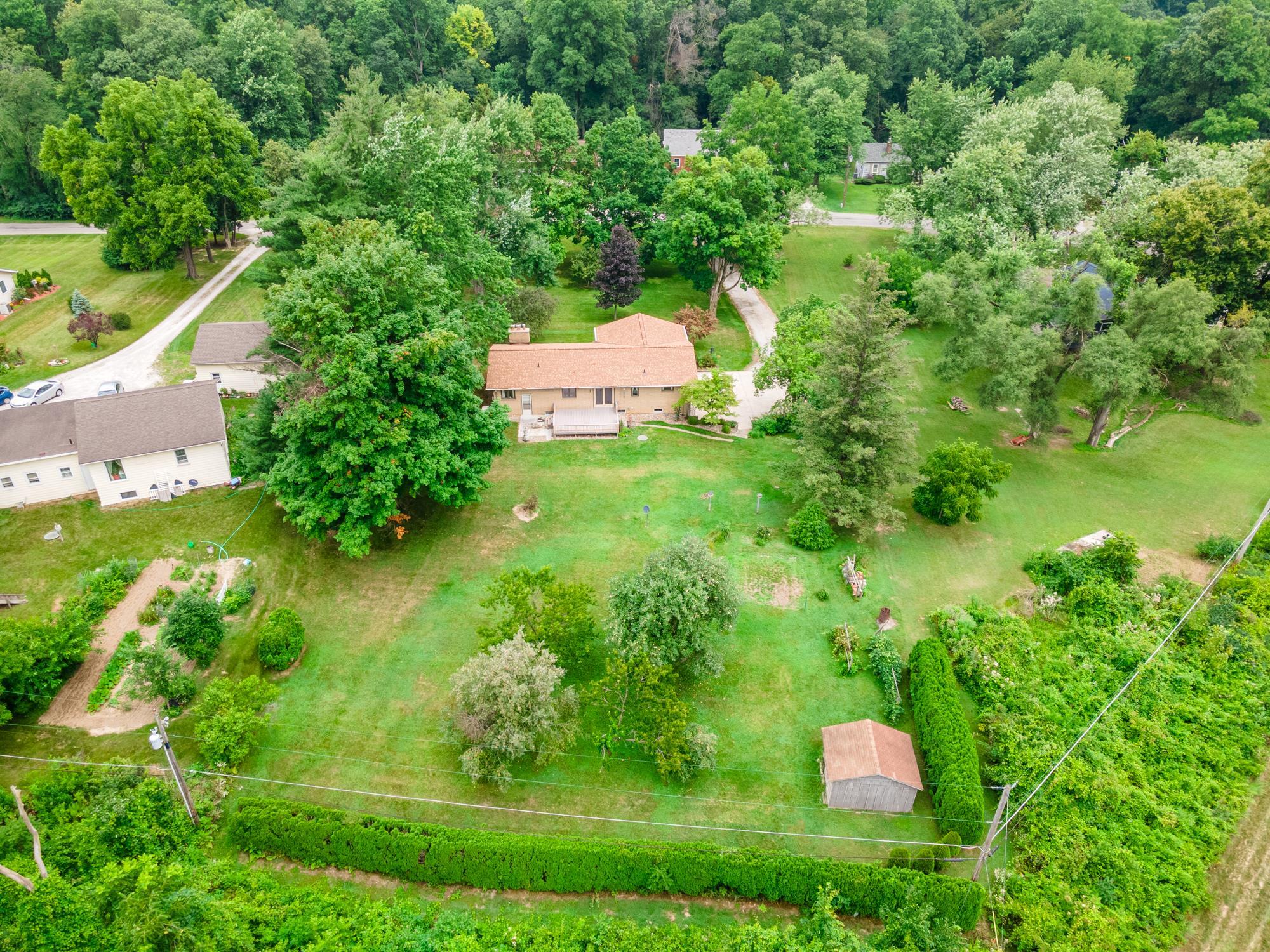 6805 Edgebrook