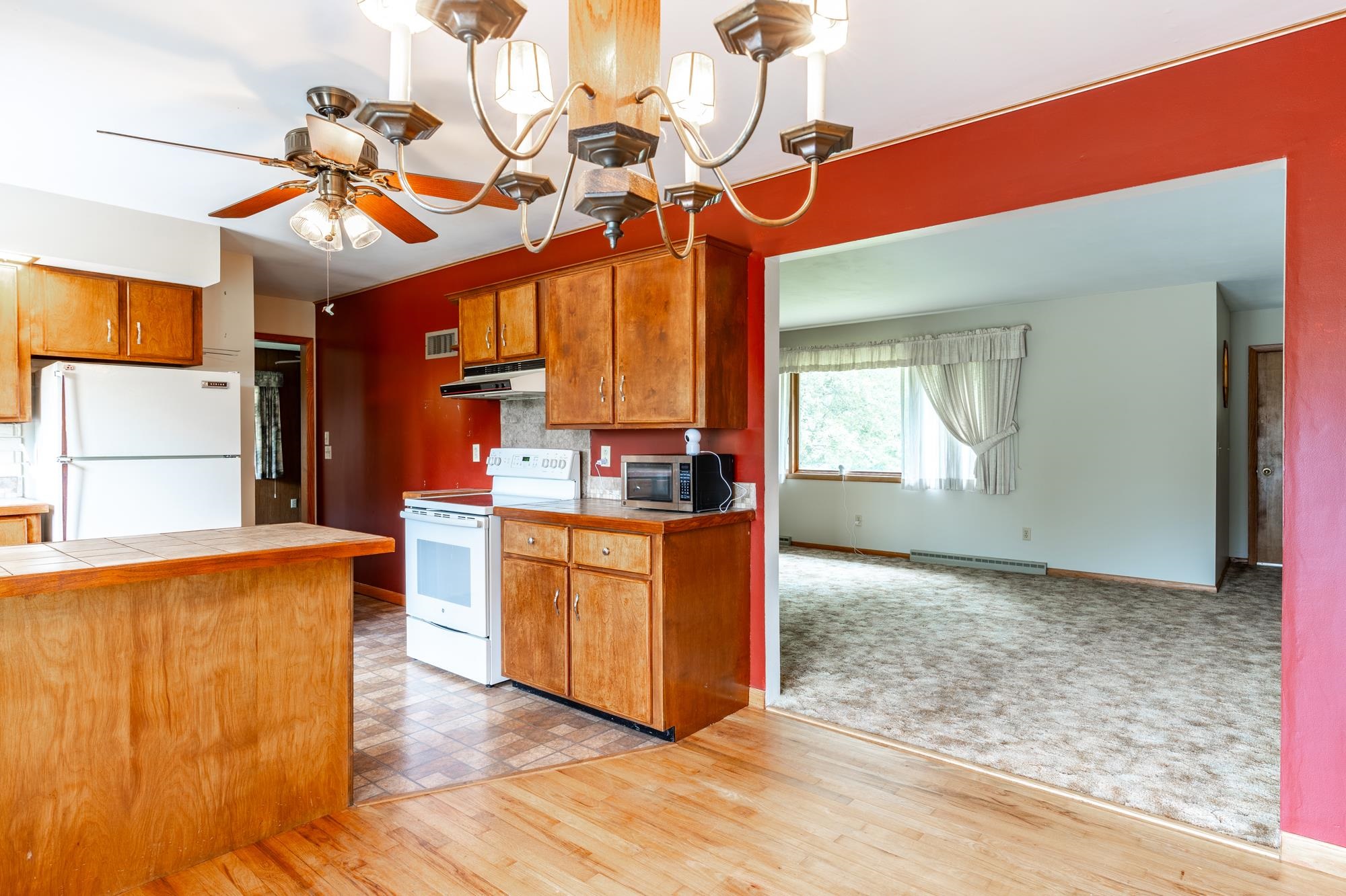6805 Edgebrook
