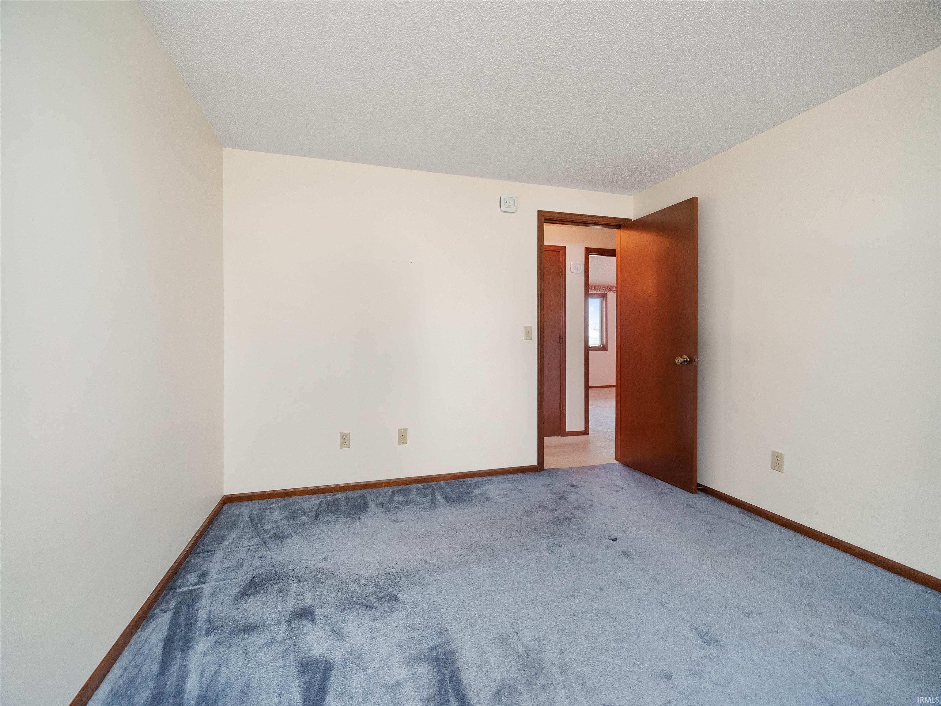 9832 Chesapeake