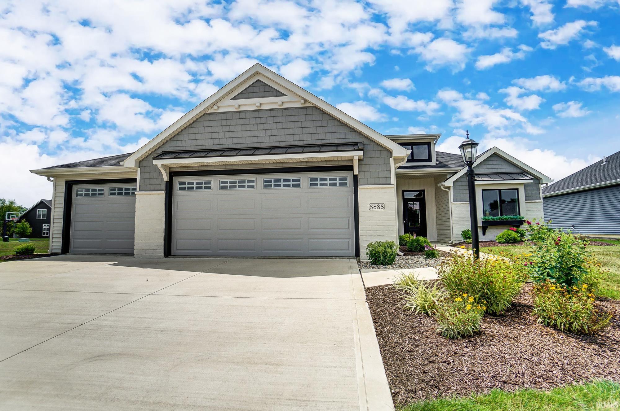 8888 Camdenwood
