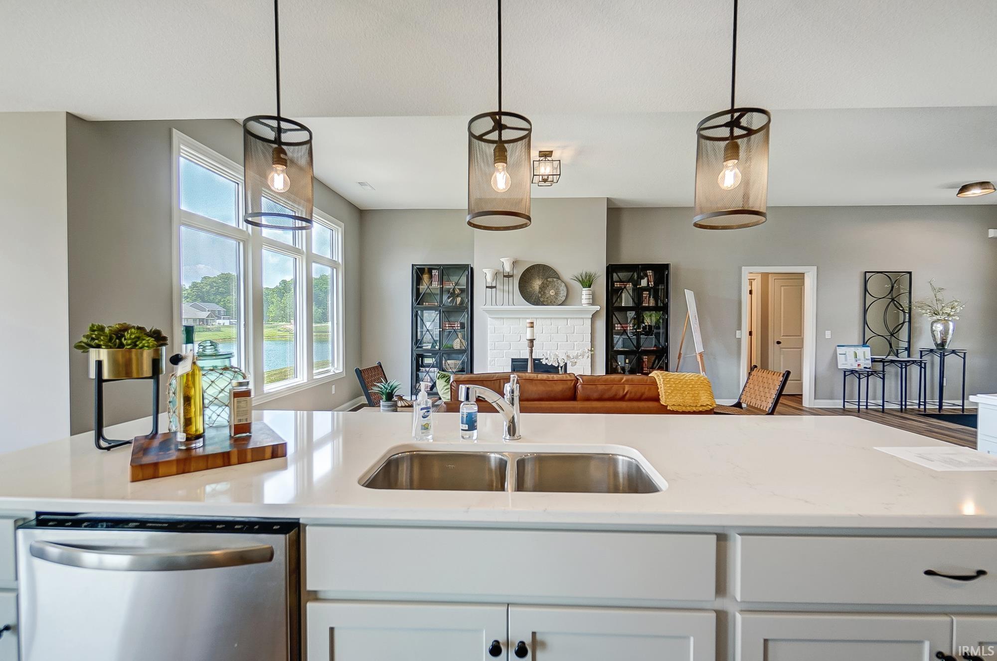 8888 Camdenwood