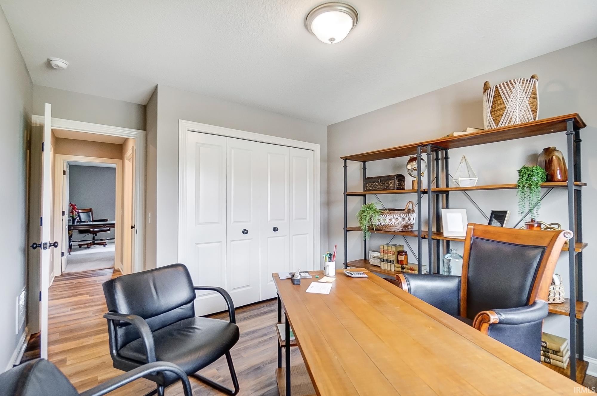8888 Camdenwood