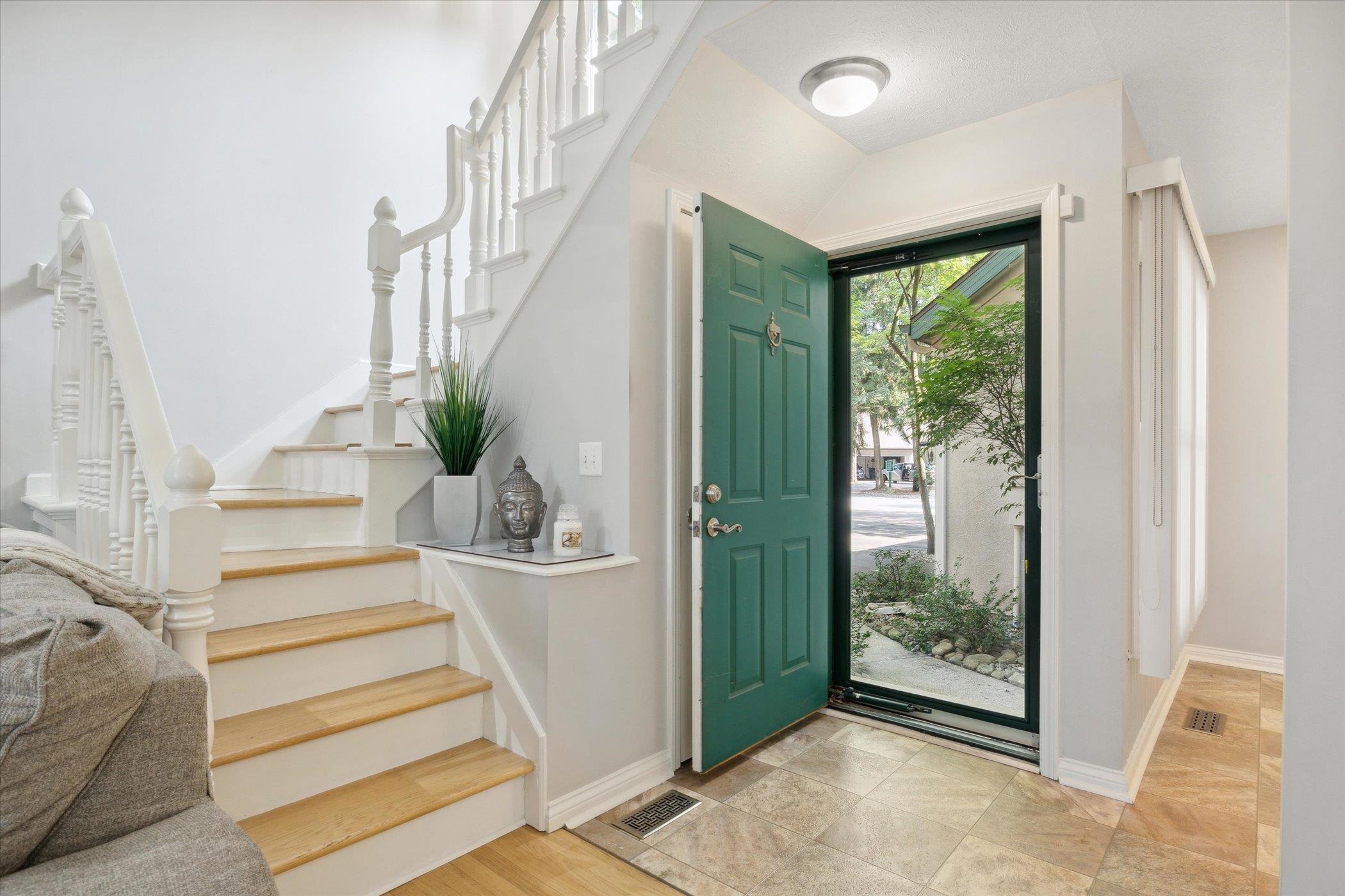 1458 Bridge Water, Apt B-1