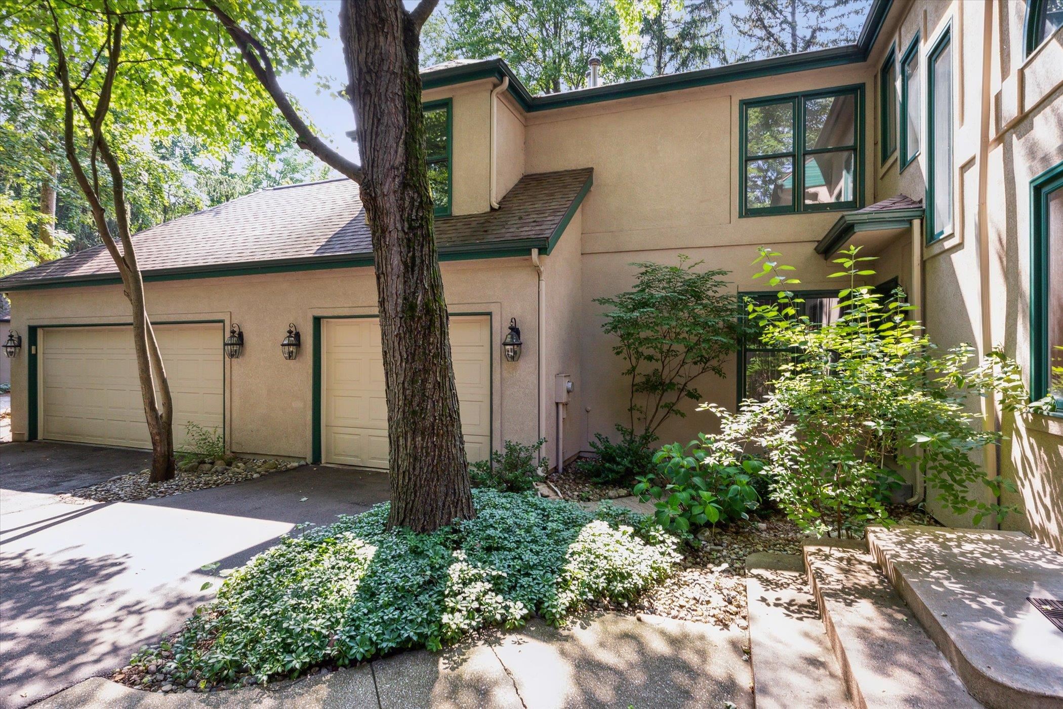 1458 Bridge Water, Apt B-1