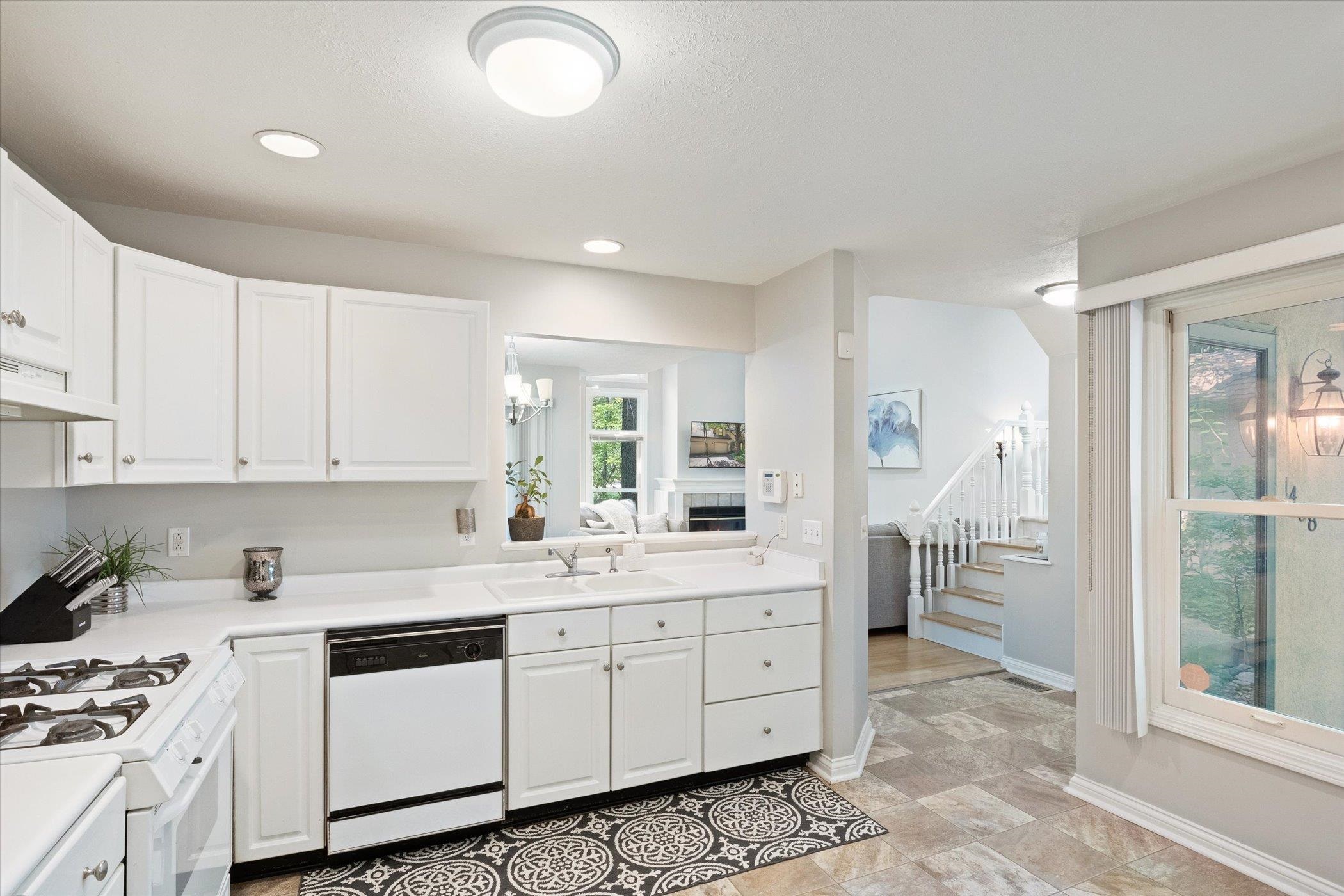1458 Bridge Water, Apt B-1