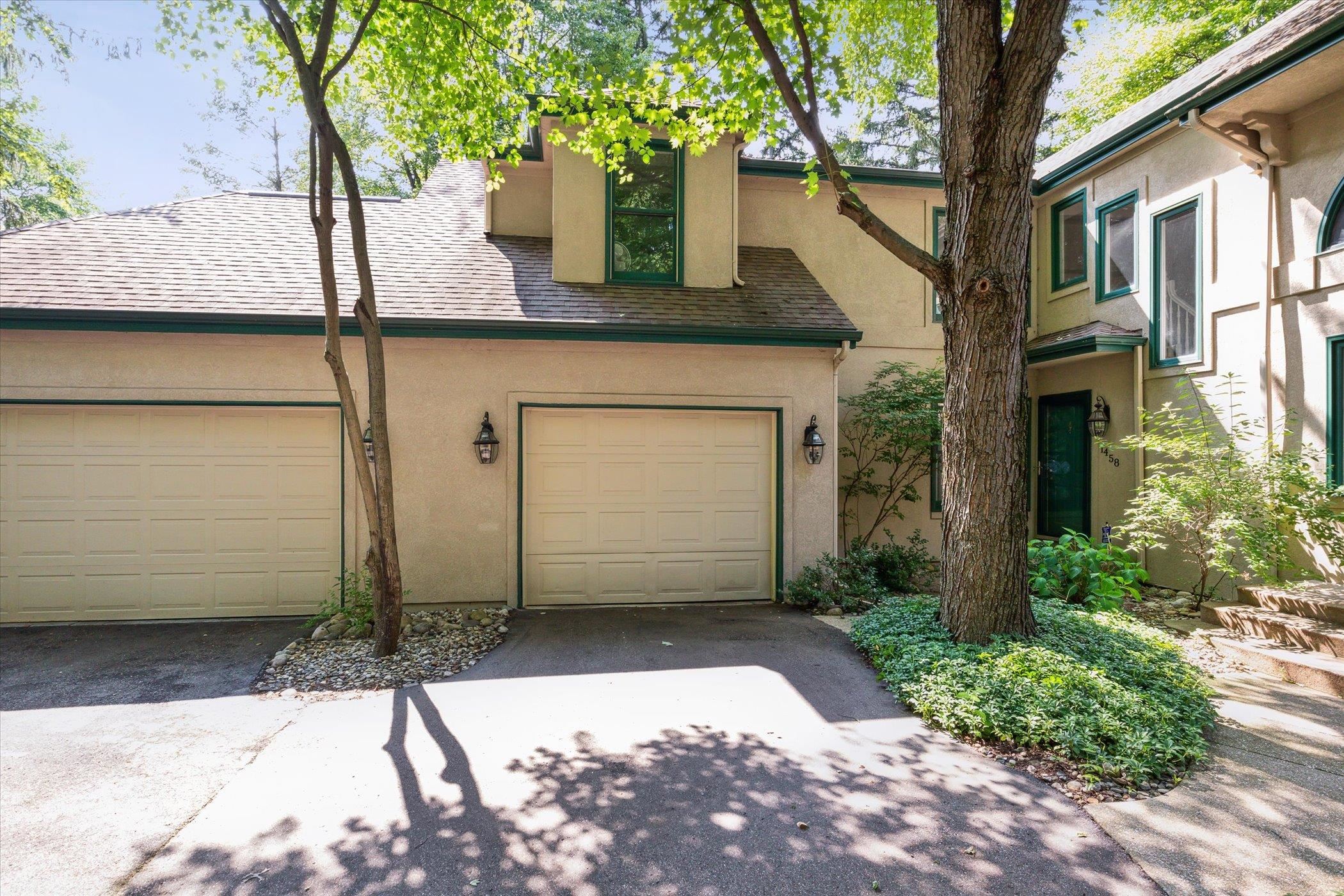 1458 Bridge Water, Apt B-1