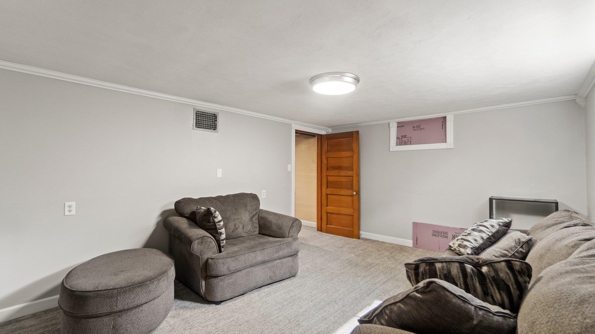 213 Pleasant