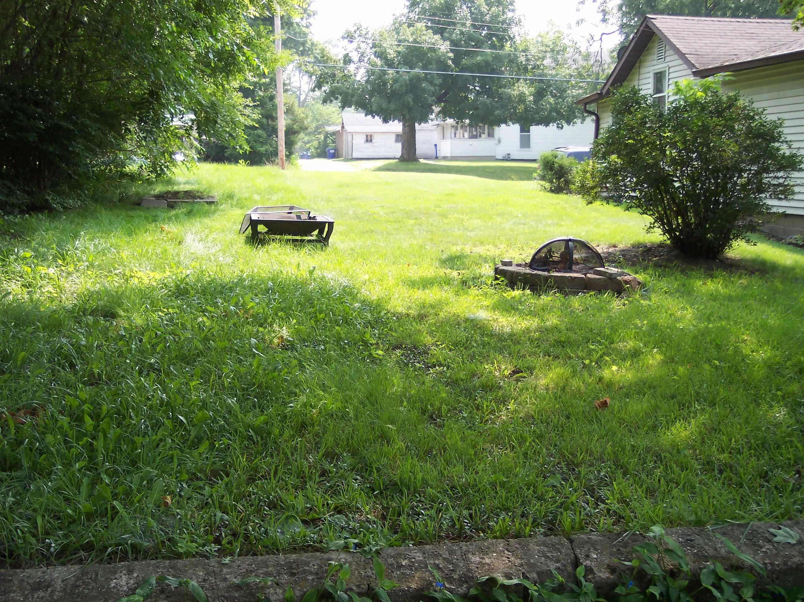 1406 Chestnut