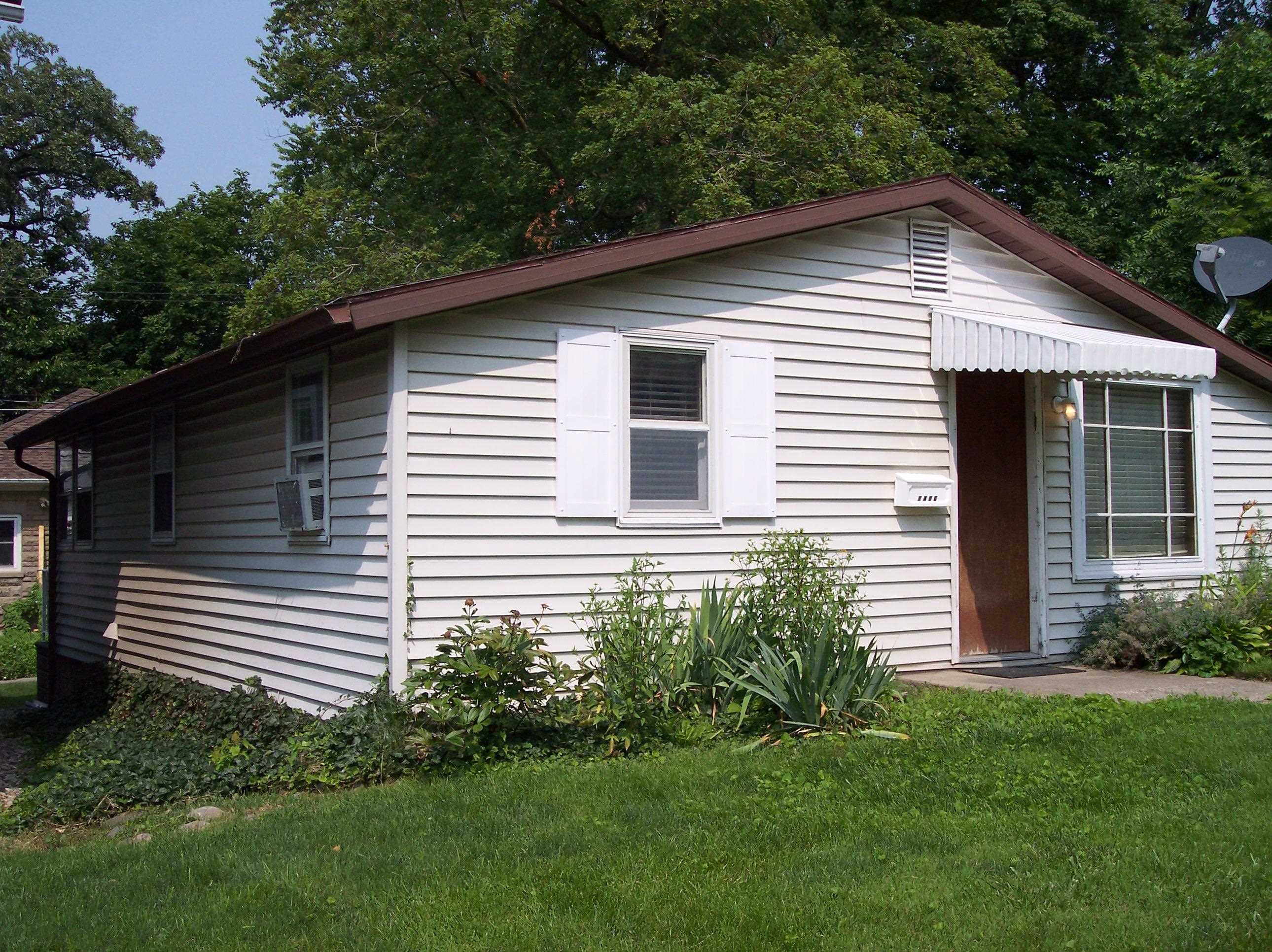 1406 Chestnut
