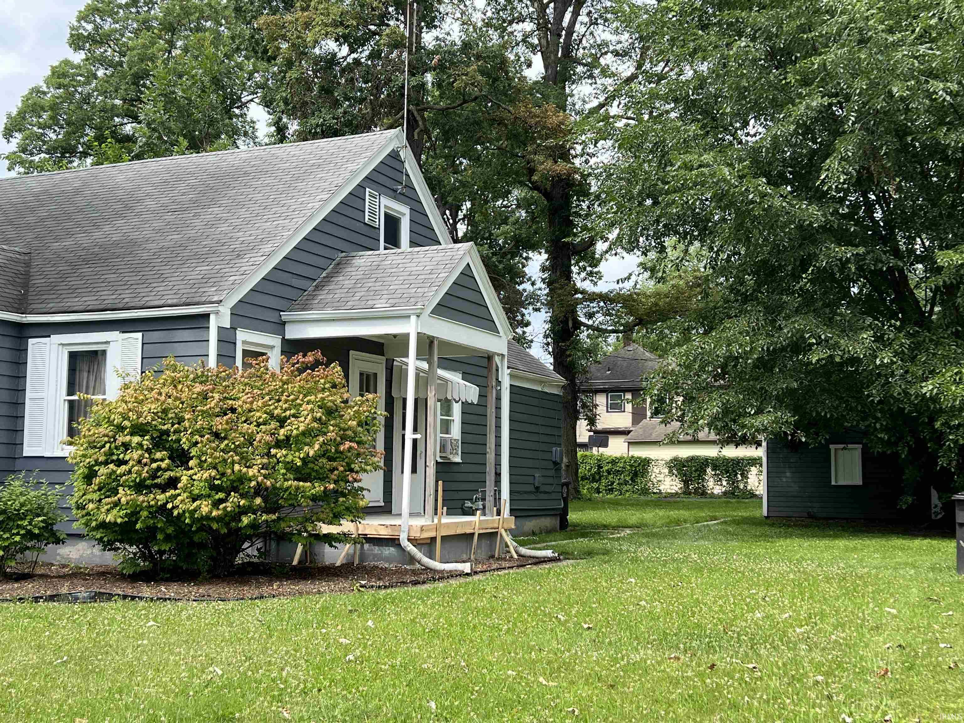 2936 Abbott