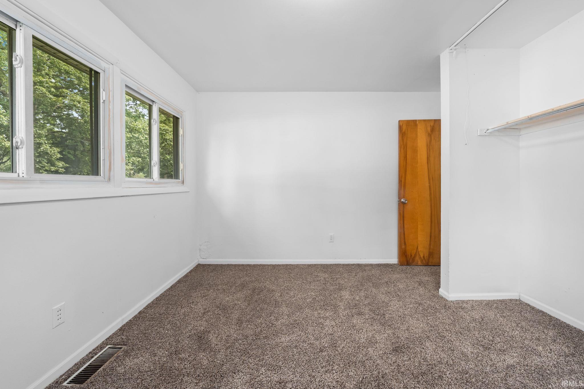 2430 Ormsby