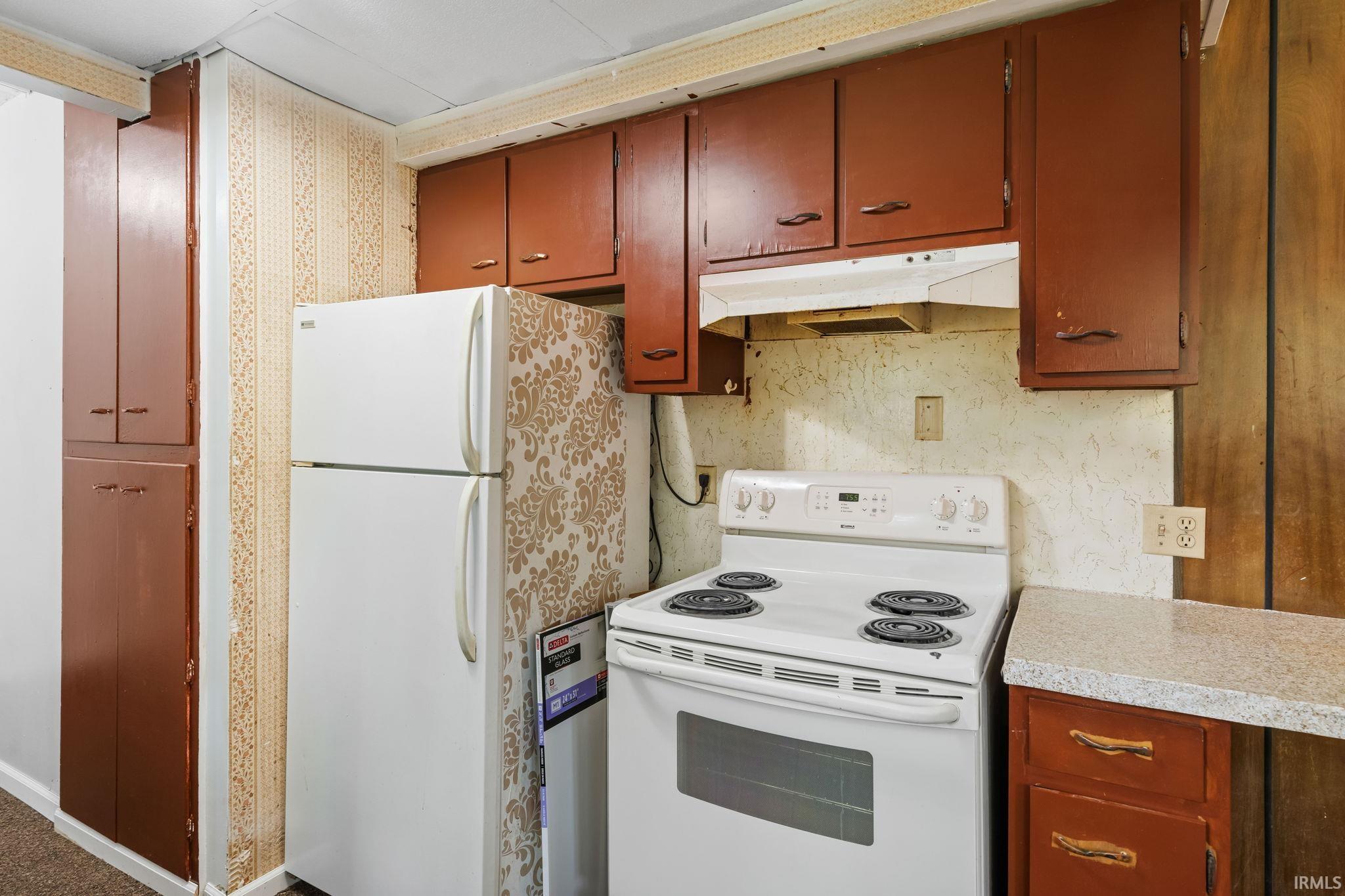 2430 Ormsby