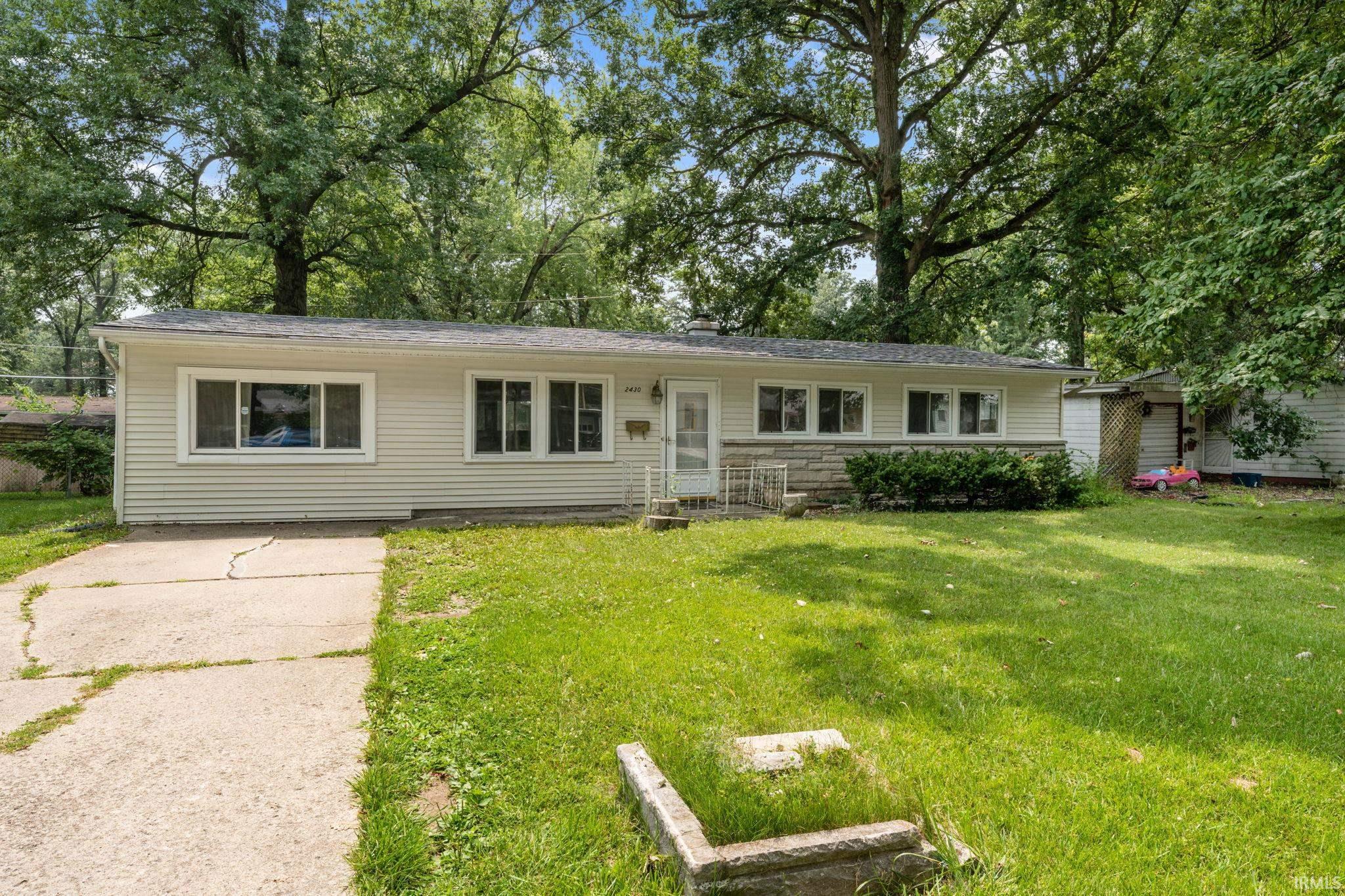 2430 Ormsby