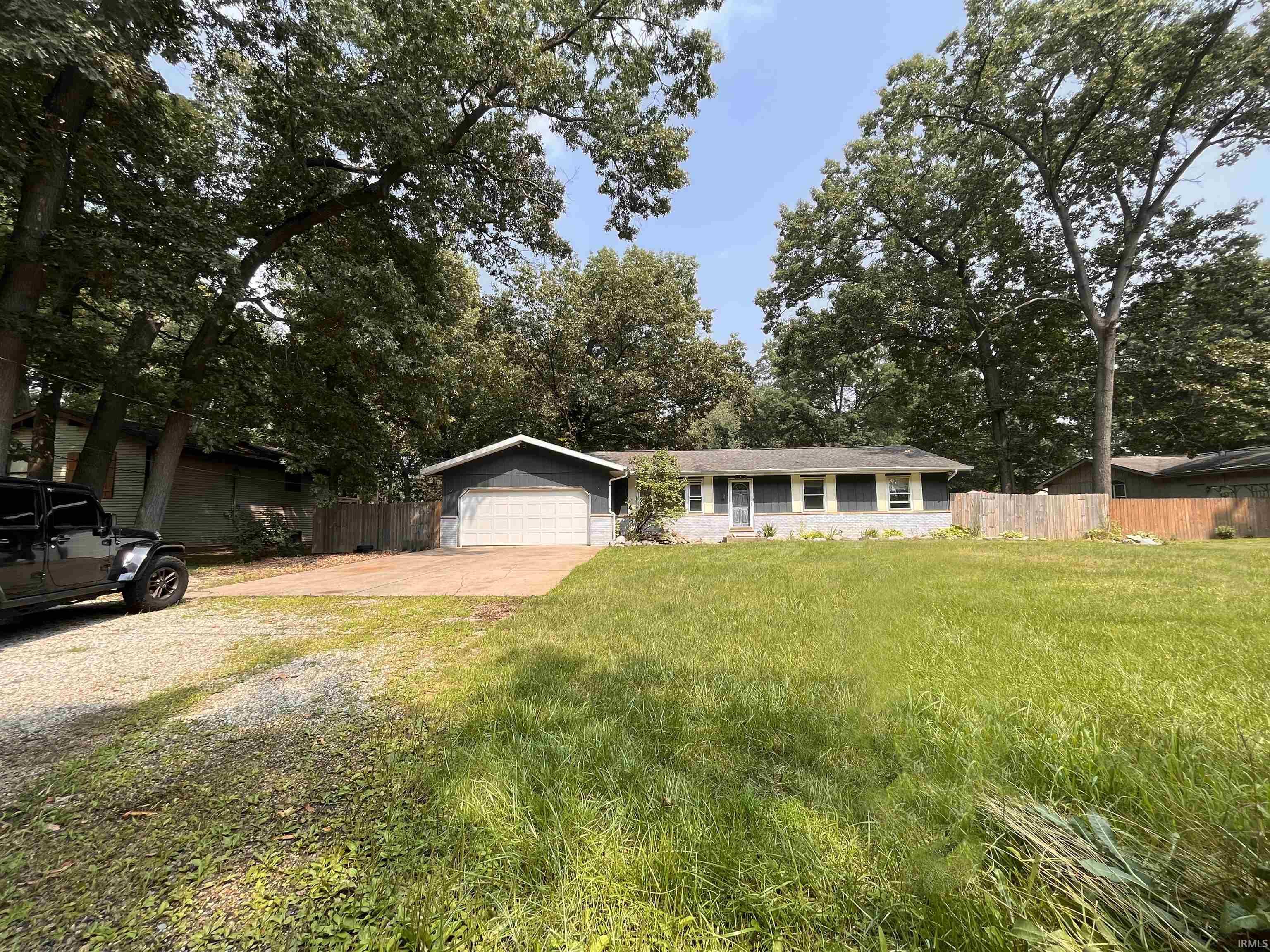 52916 County Road 15