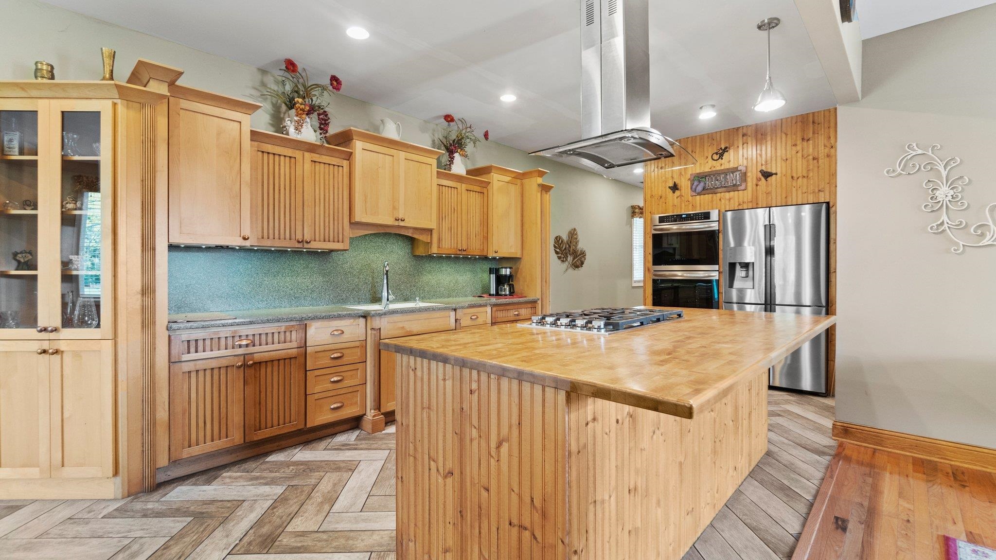 501 Fox Lake