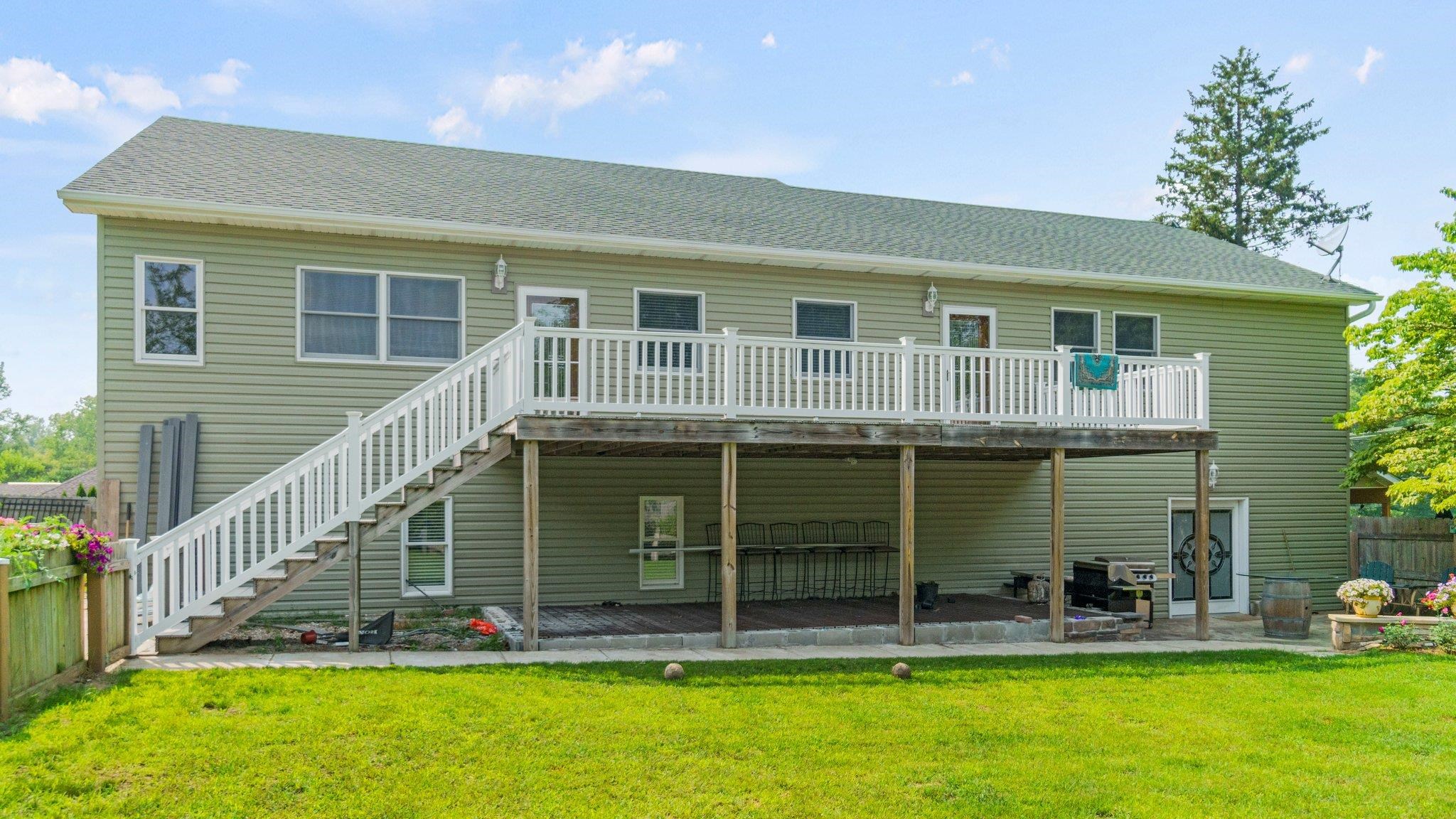 501 Fox Lake