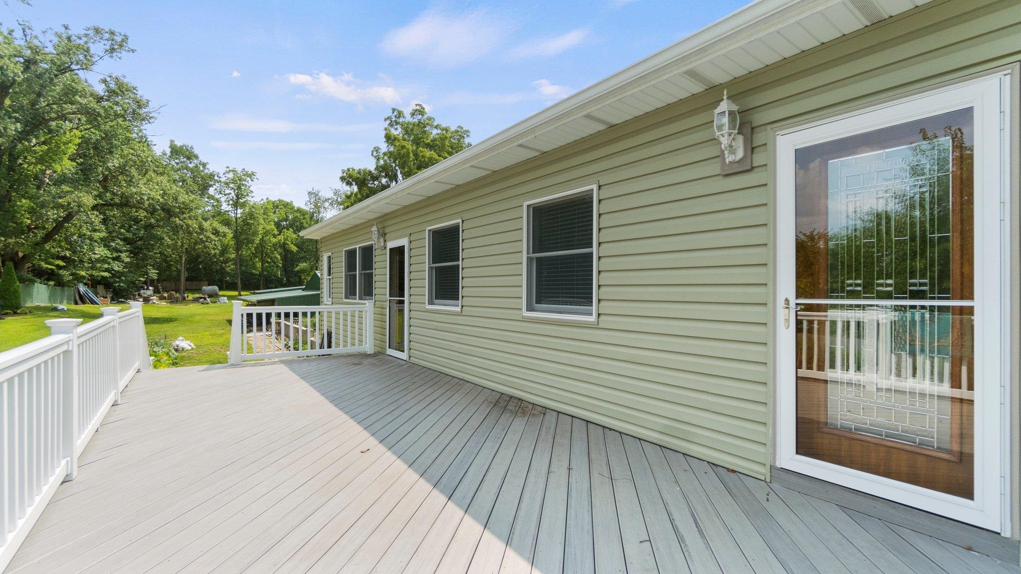 501 Fox Lake