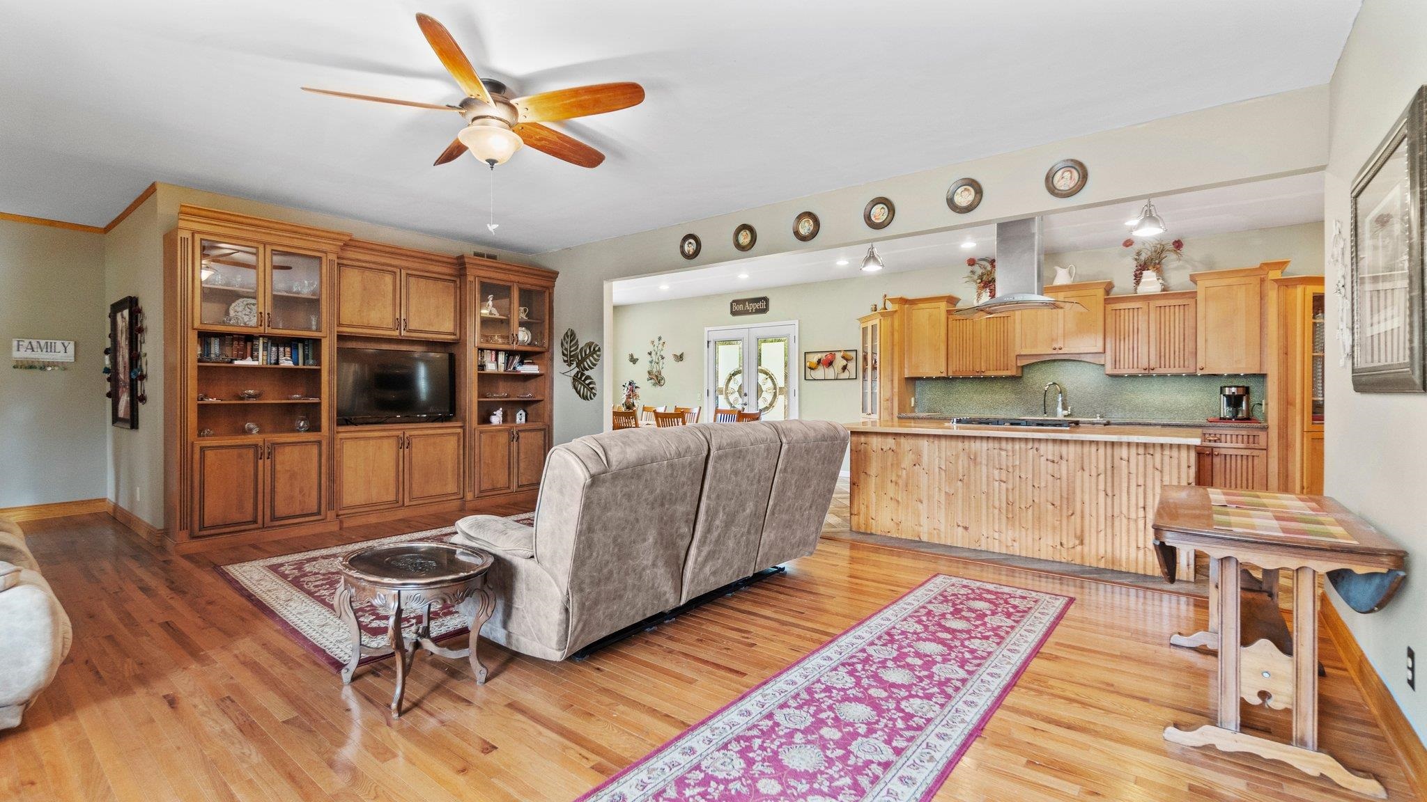 501 Fox Lake