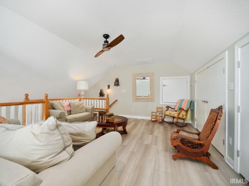 301 Kerr Island North