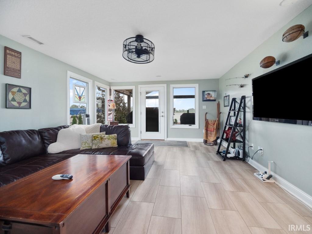 301 Kerr Island North