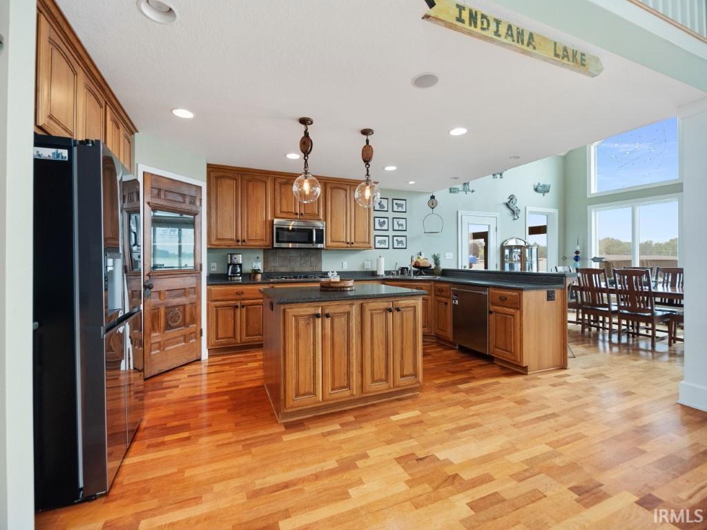 301 Kerr Island North