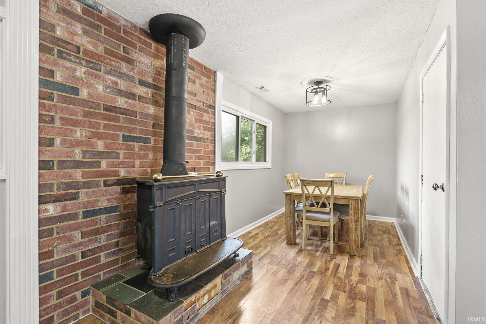 925 Tulip Tree