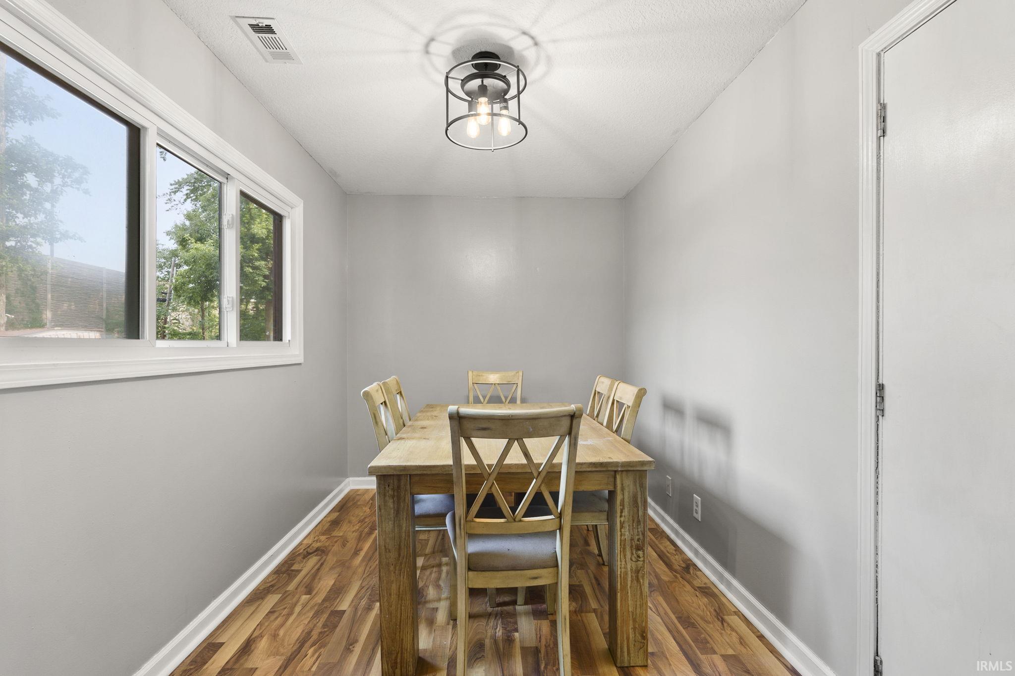 925 Tulip Tree
