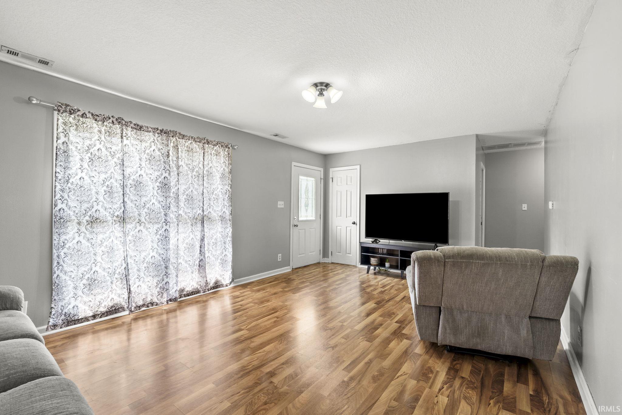 925 Tulip Tree