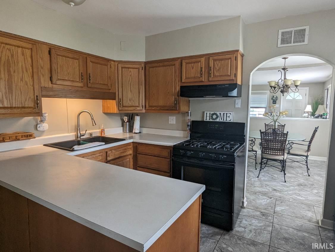 5112 Goshen