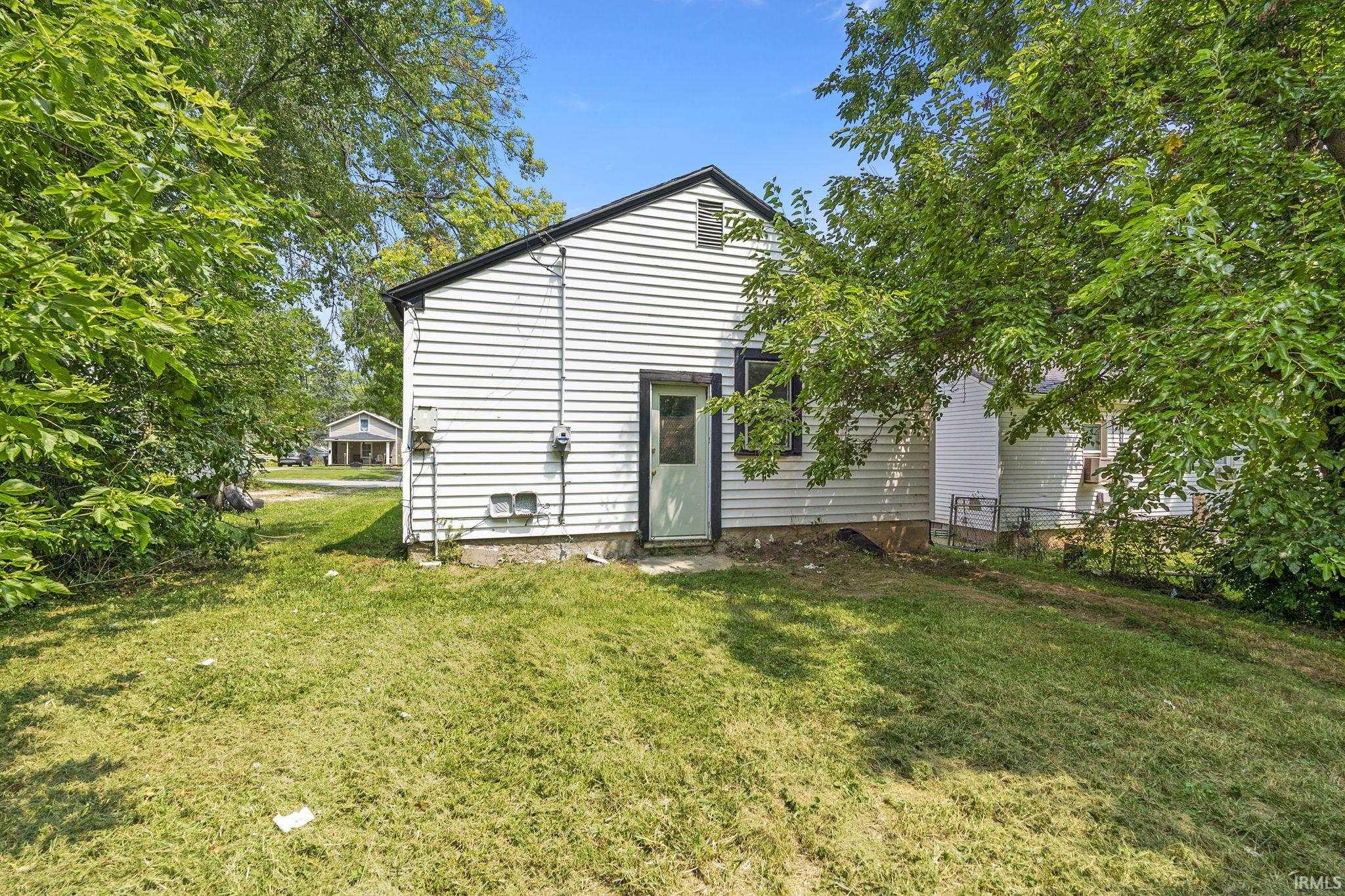 3430 Raymond