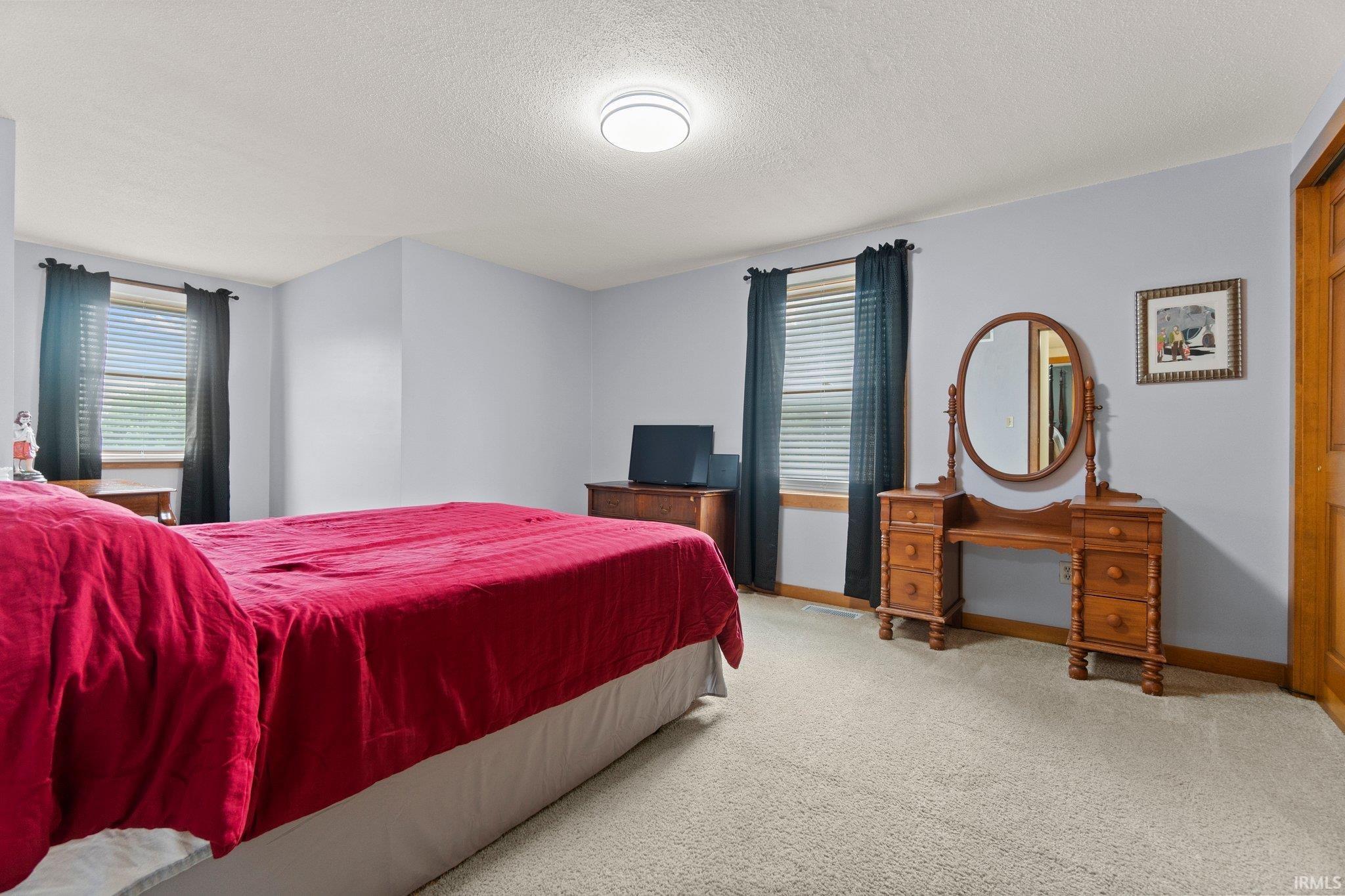 1367 Sunriver