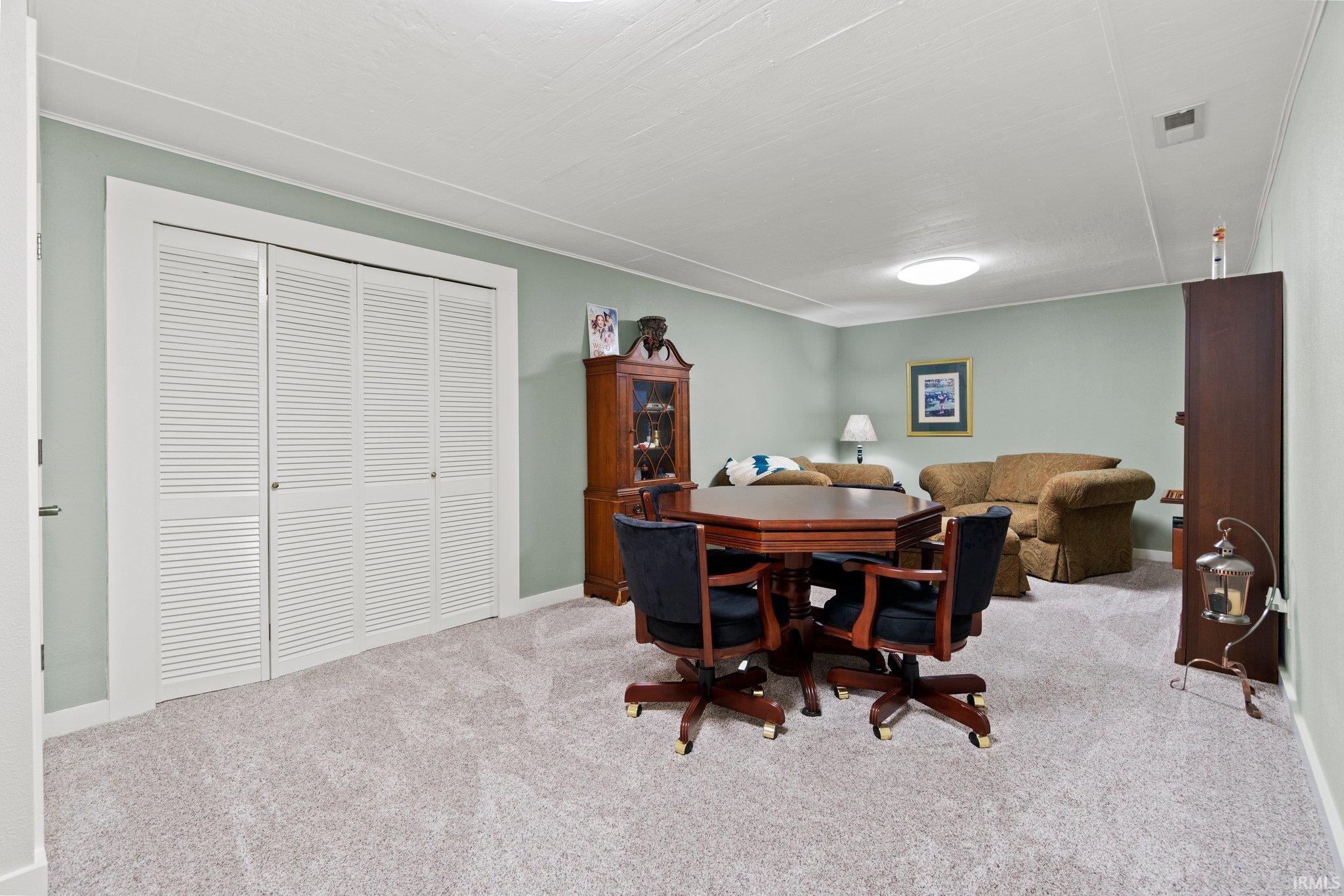 1367 Sunriver