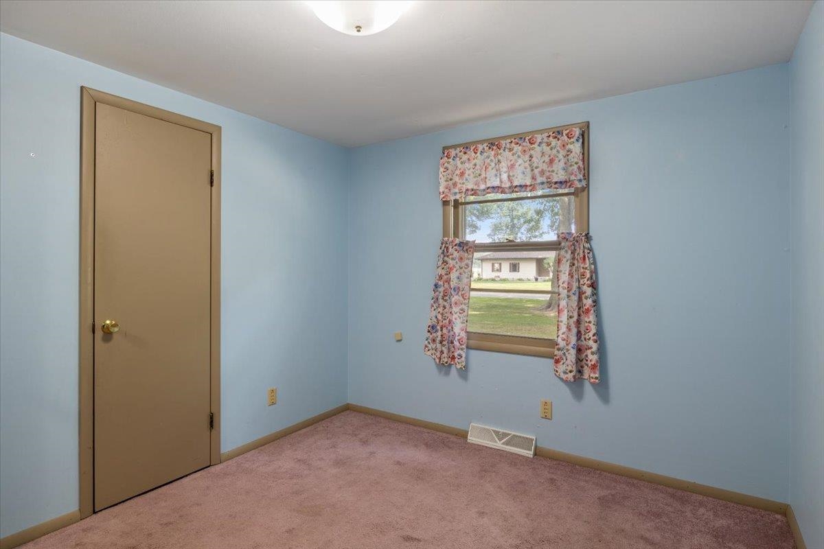 3682 Maple
