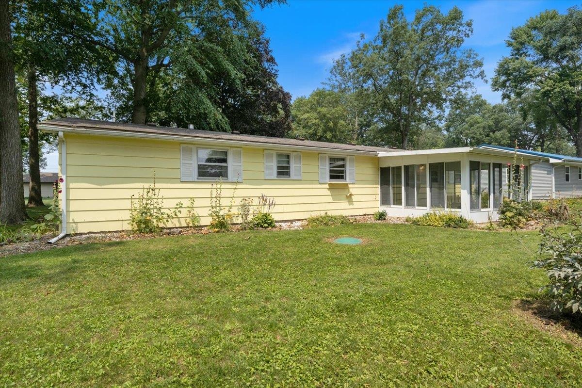 3682 Maple