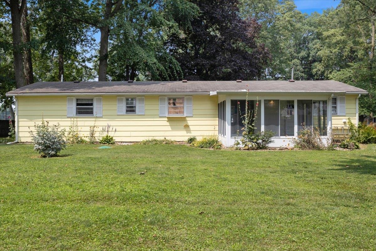 3682 Maple