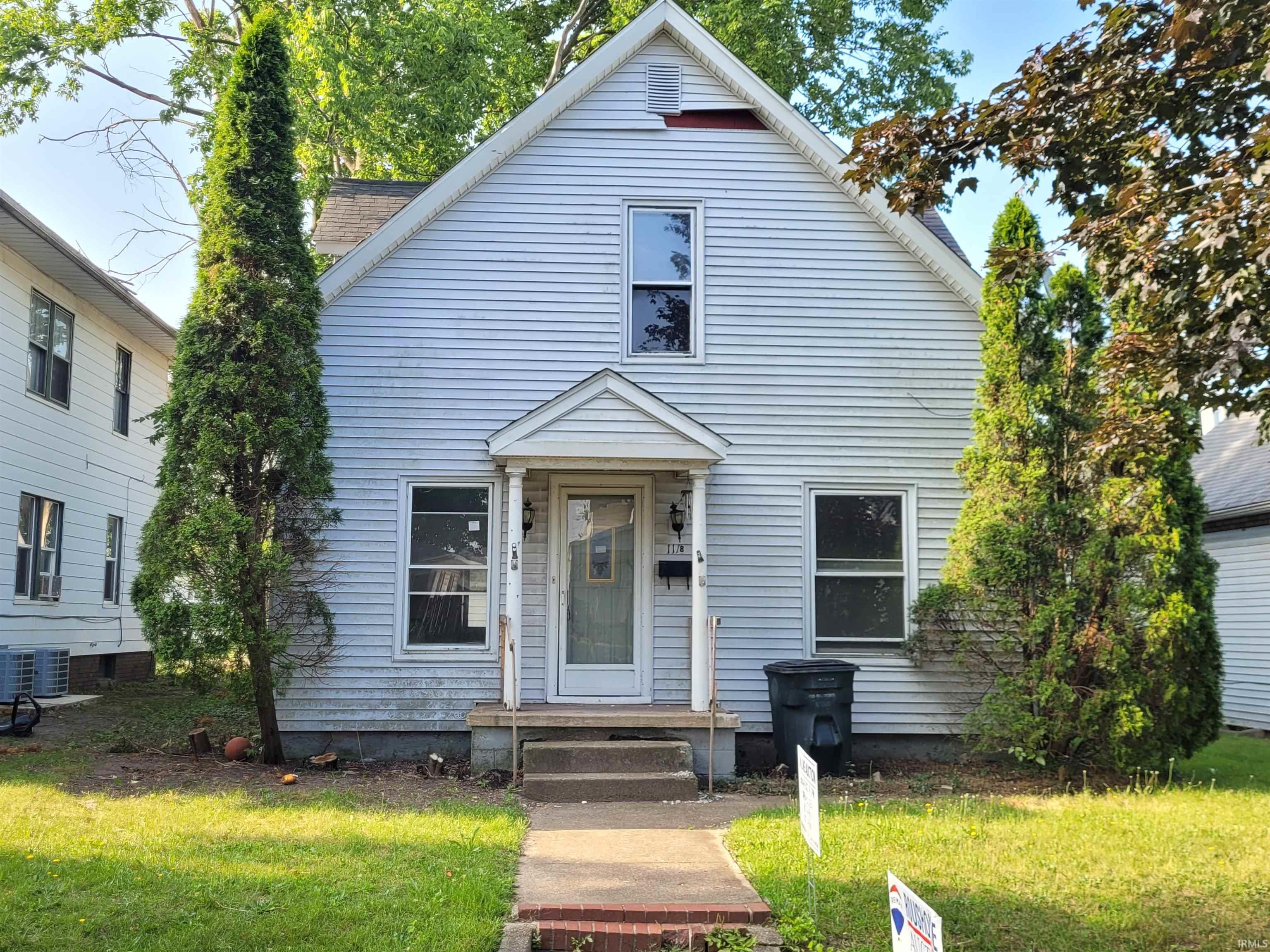 1118 Bowman